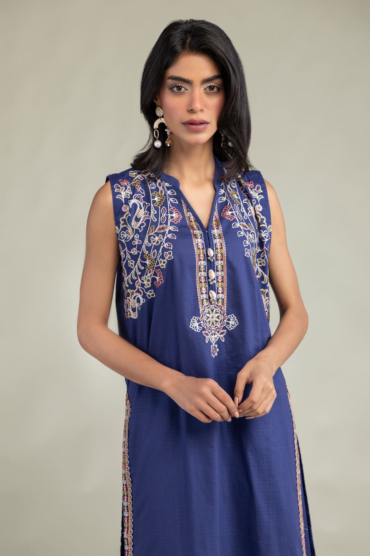 Embroidered Cotton Dobby Floral Sleeveless Kurta - 1-26-229-B-F1-VG