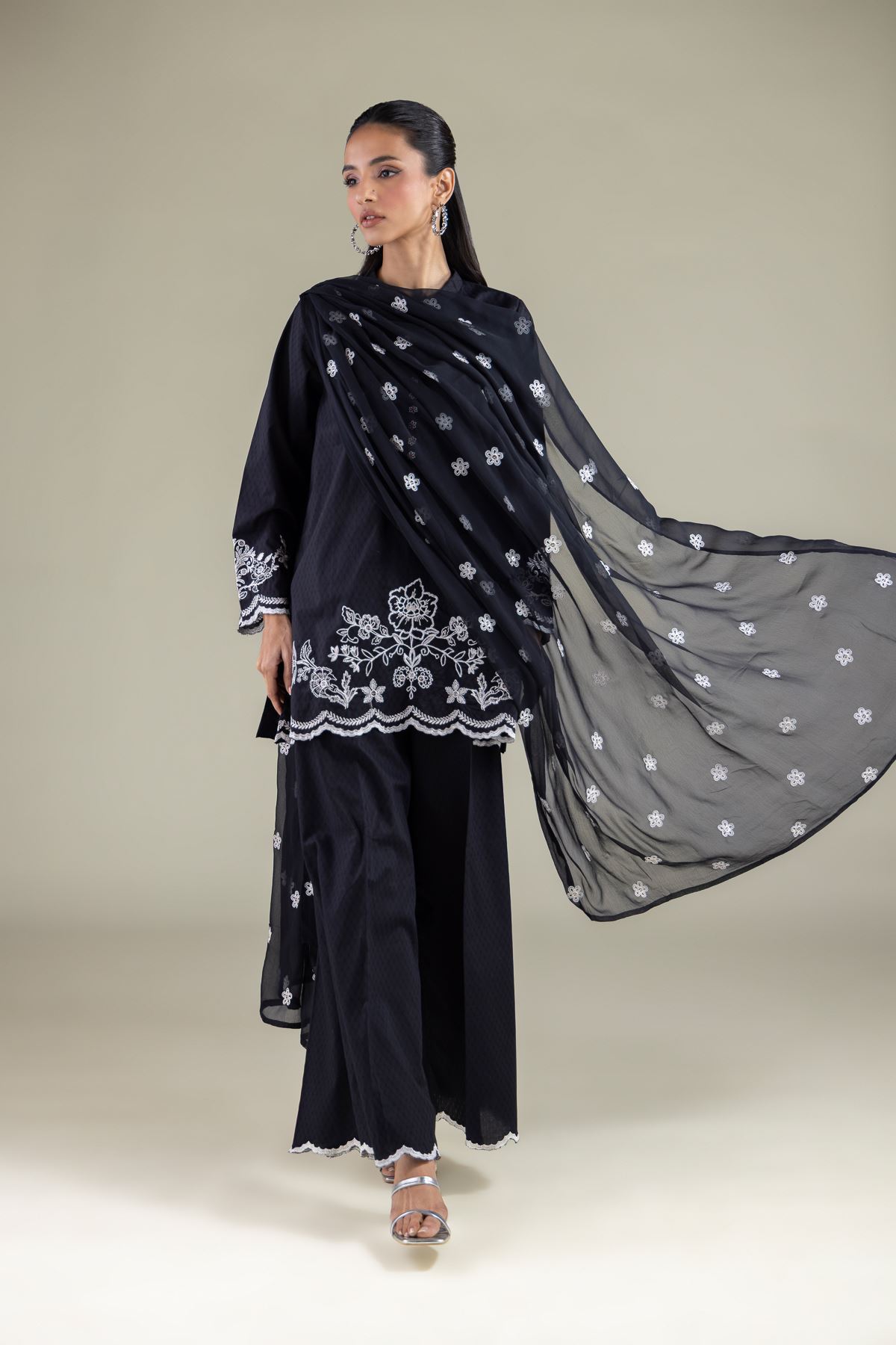 Embroidered Chiffon Floral Threadwork Dupatta - 1-26-146-A-E-VG