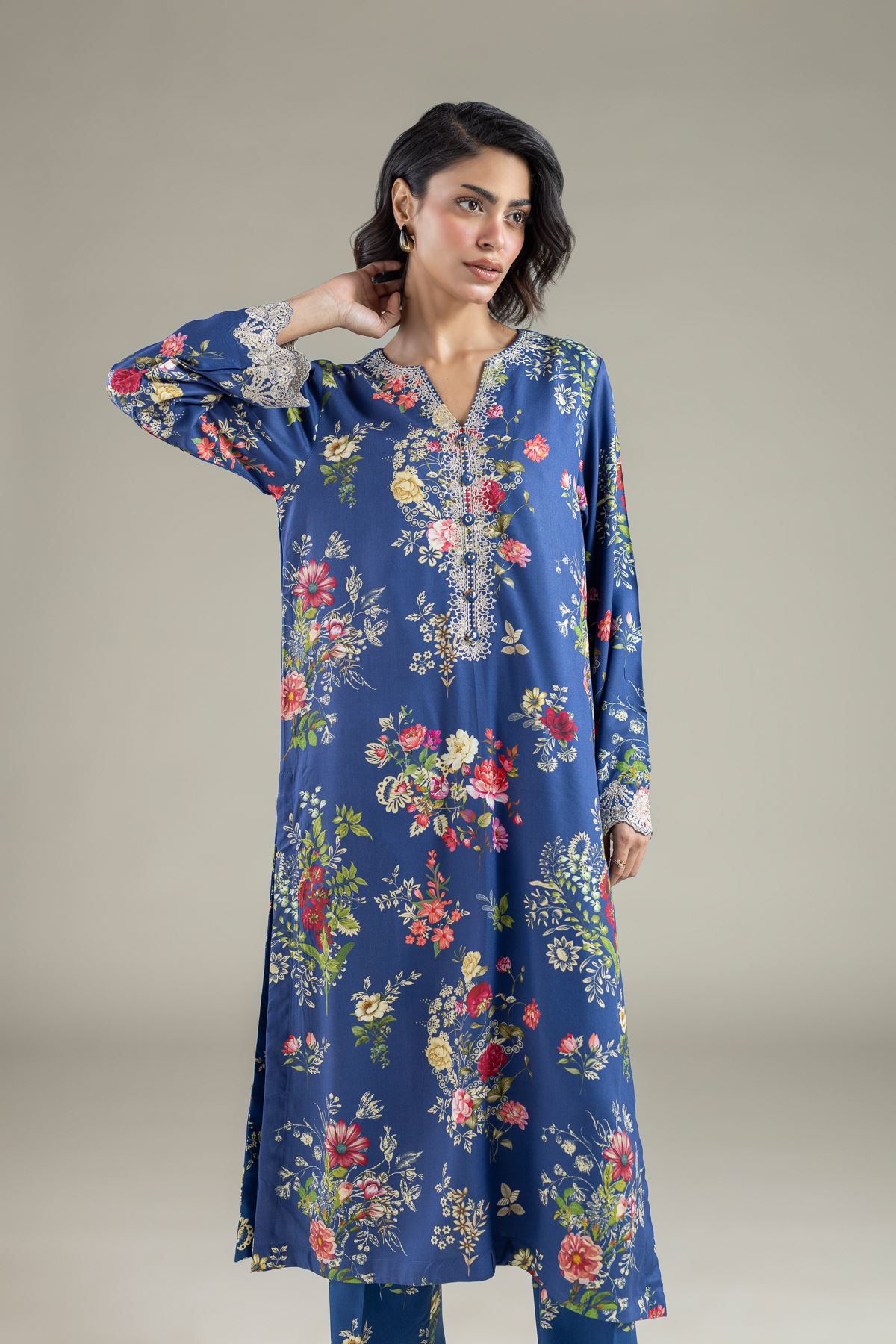 Embroidered Marina Floral Longline Kurta - 25-07-7E9-03TA-VG