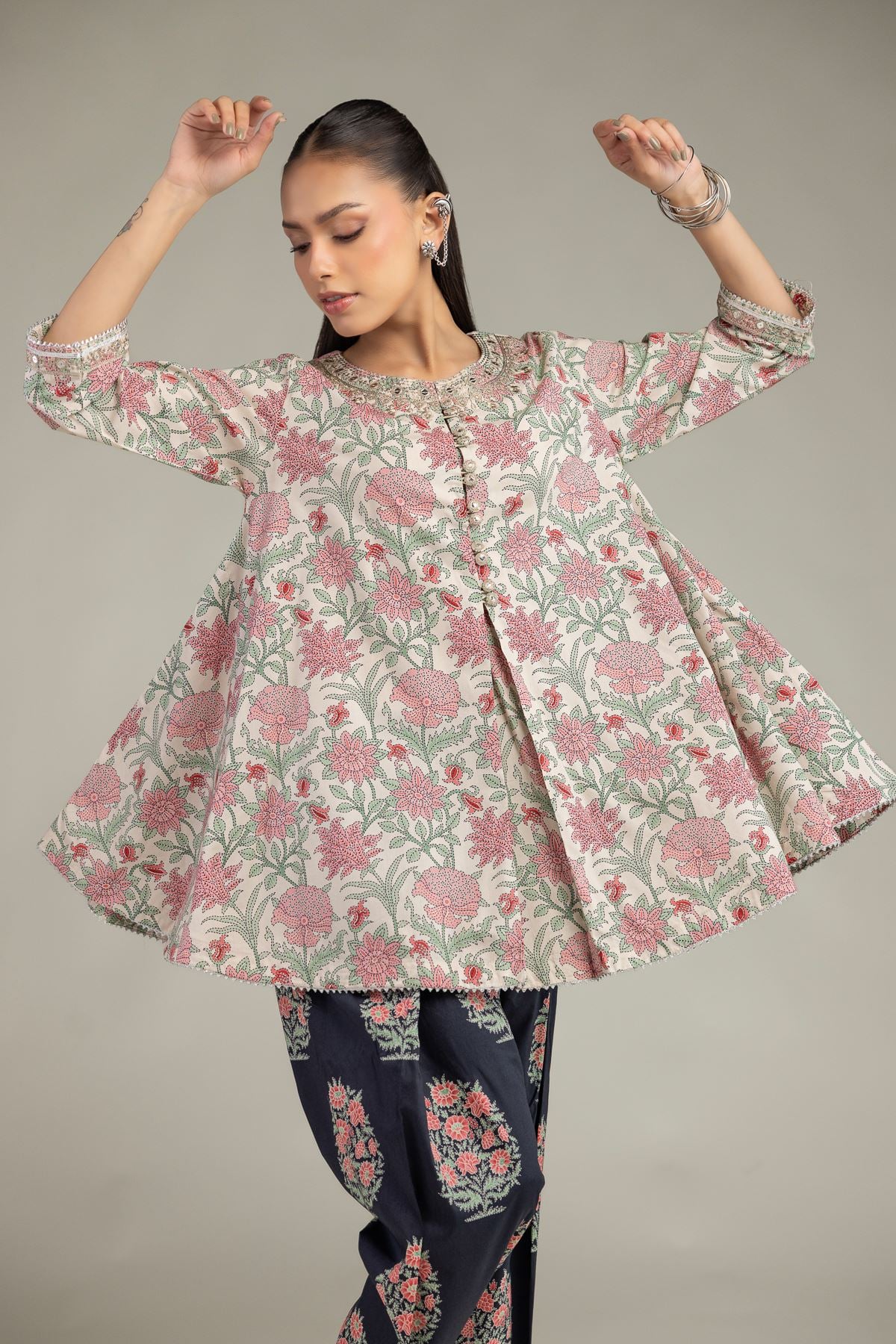 Embroidered Cotton Viscose Floral Cotton Kurta - 1-26-245-A-J1-VG