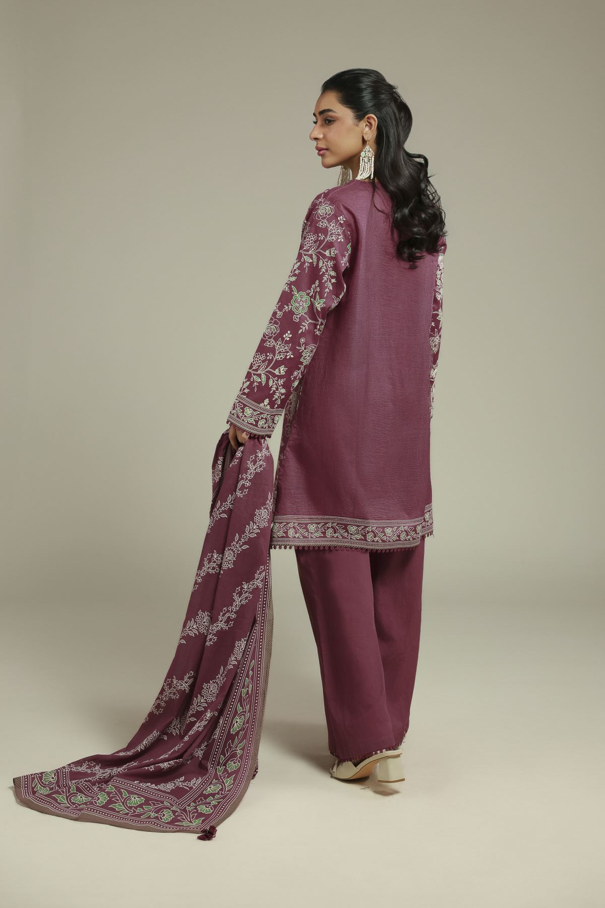 Printed Cambric Tailored Maroon Set - T-A22-26-123FF2-VG