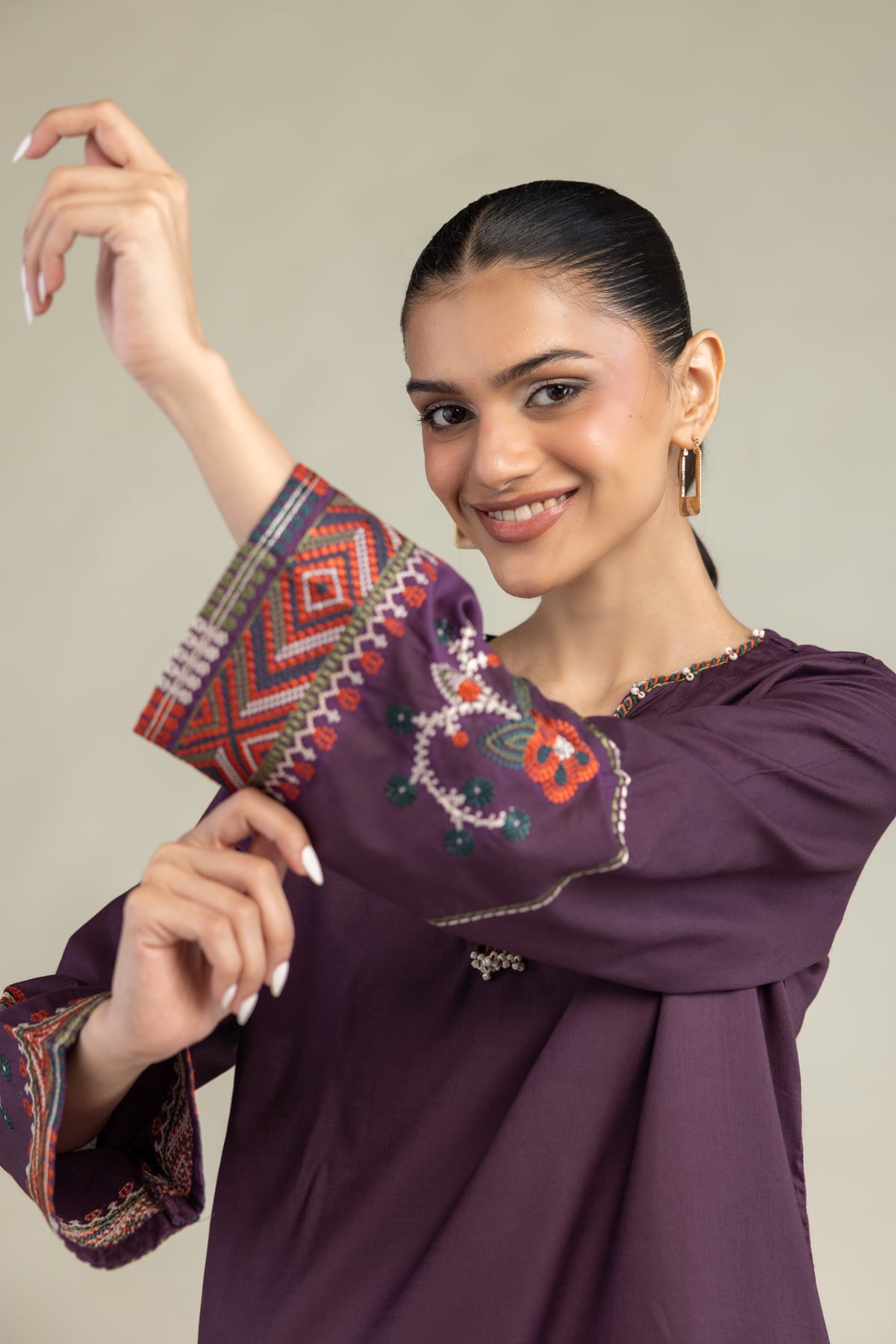 Embroidered Cambric Cambric V-Neck Kurta - 2-26-308-A-G1-VG