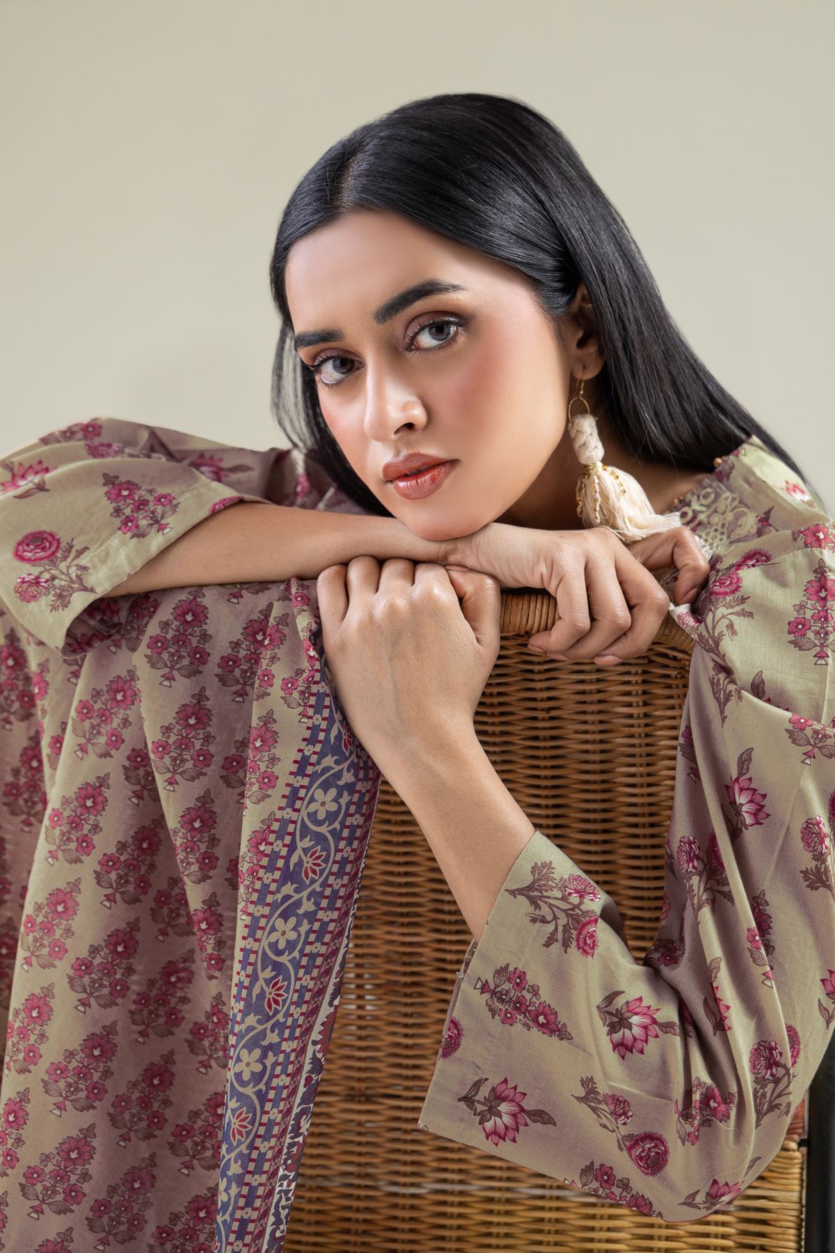 Embroidered Lawn Lawn Tailored 3-piece - T-A11-26-110FB1-VG