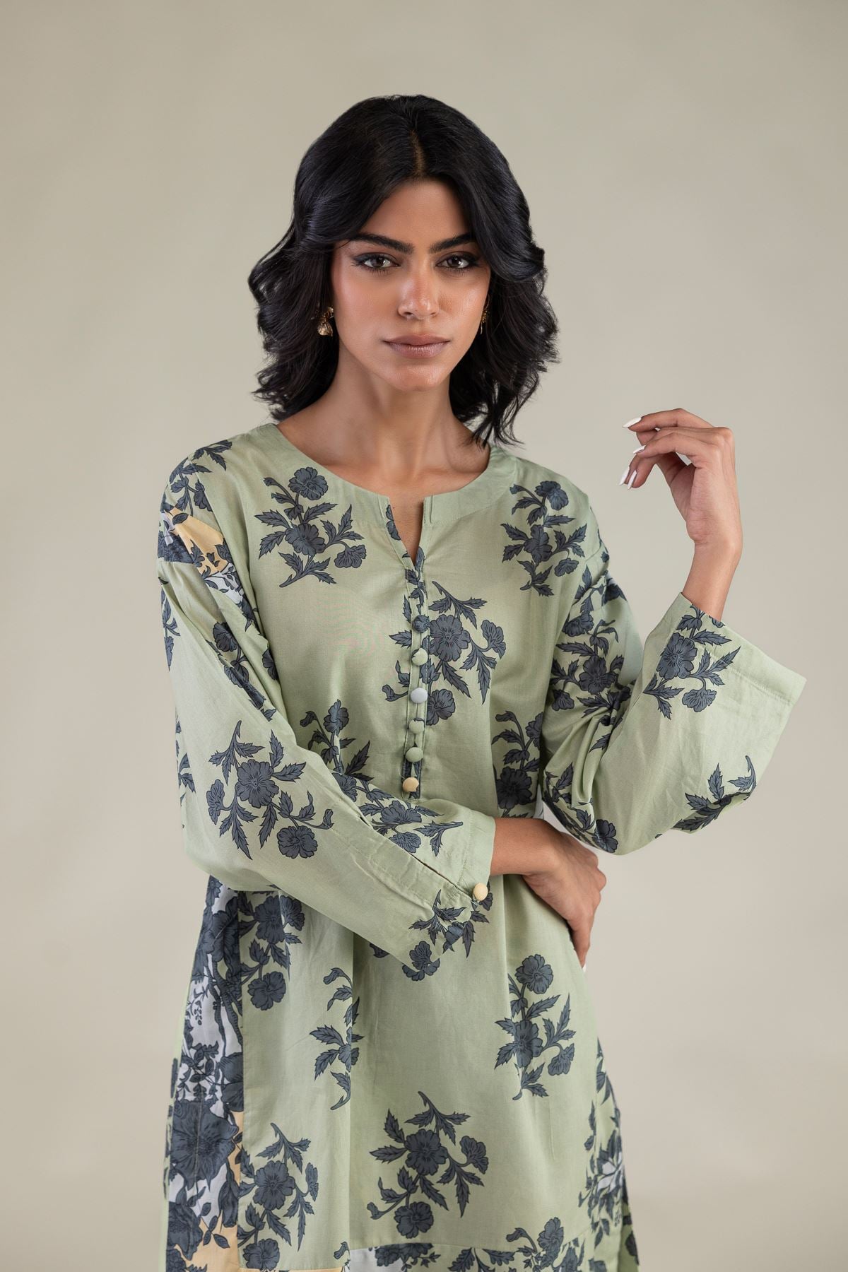 Embroidered Cambric Floral Short Kurta - 8-26-303-A-C1-VG