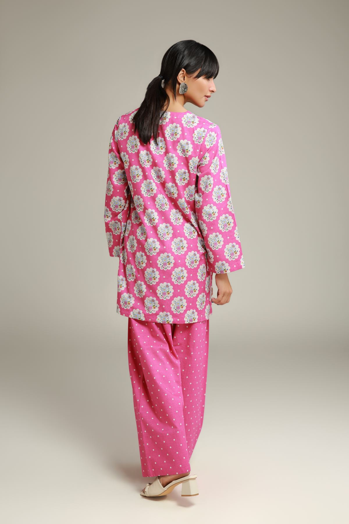 Embroidered Cotton Dobby Floral Pink Kurta - 26-02-1E13-02TA-VG