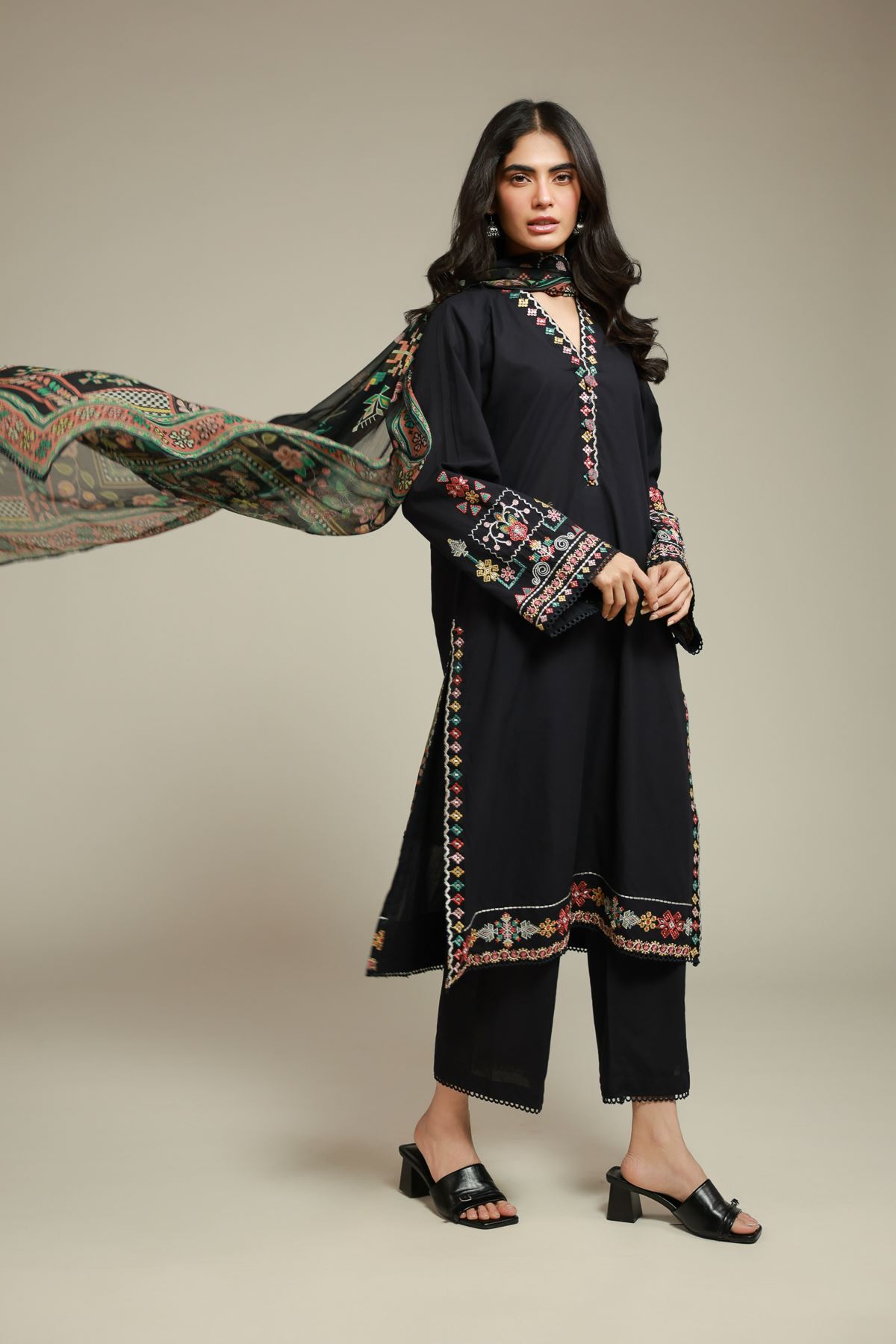 Embroidered Cambric Black Tailored Set - 6-26-206-A-J2-VG