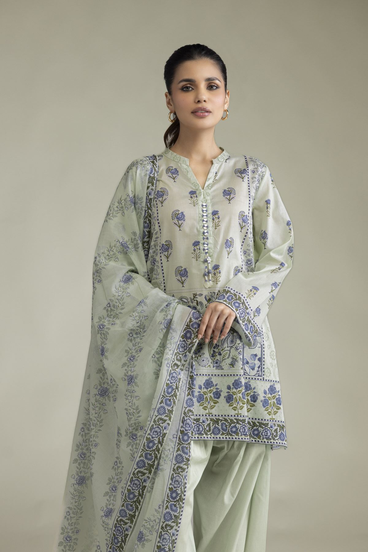 Embroidered Lawn Lawn Tailored 3-Piece - 8-26-303-A-C1-VG