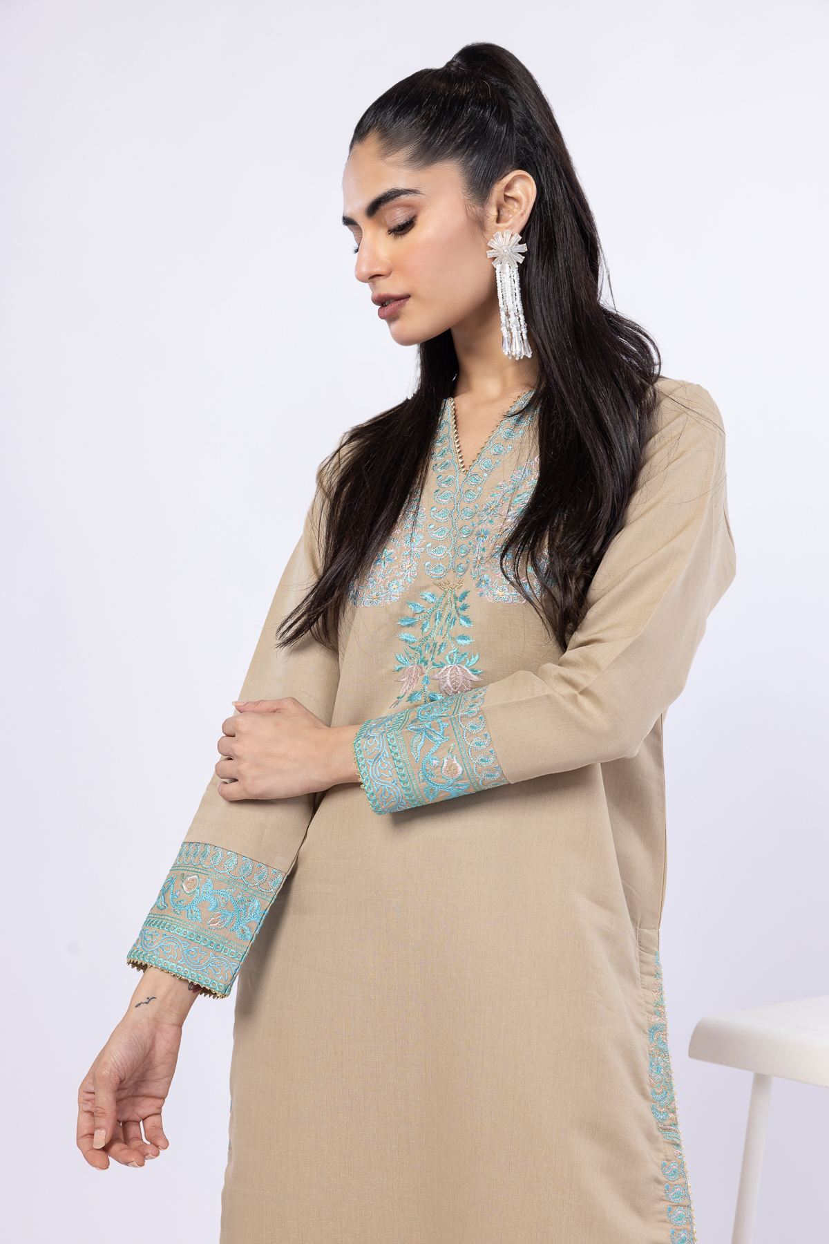 Embroidered Cotton Reflex Kurta - 25-08-8E6-02TA-VG