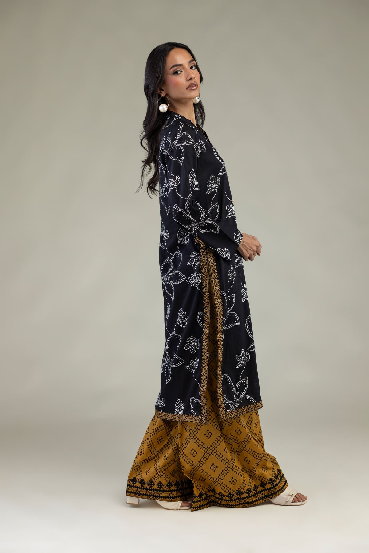 Embroidered Cambric Fabrics 2 Piece | Top and Bottom - 1-26-102-A-F-VG