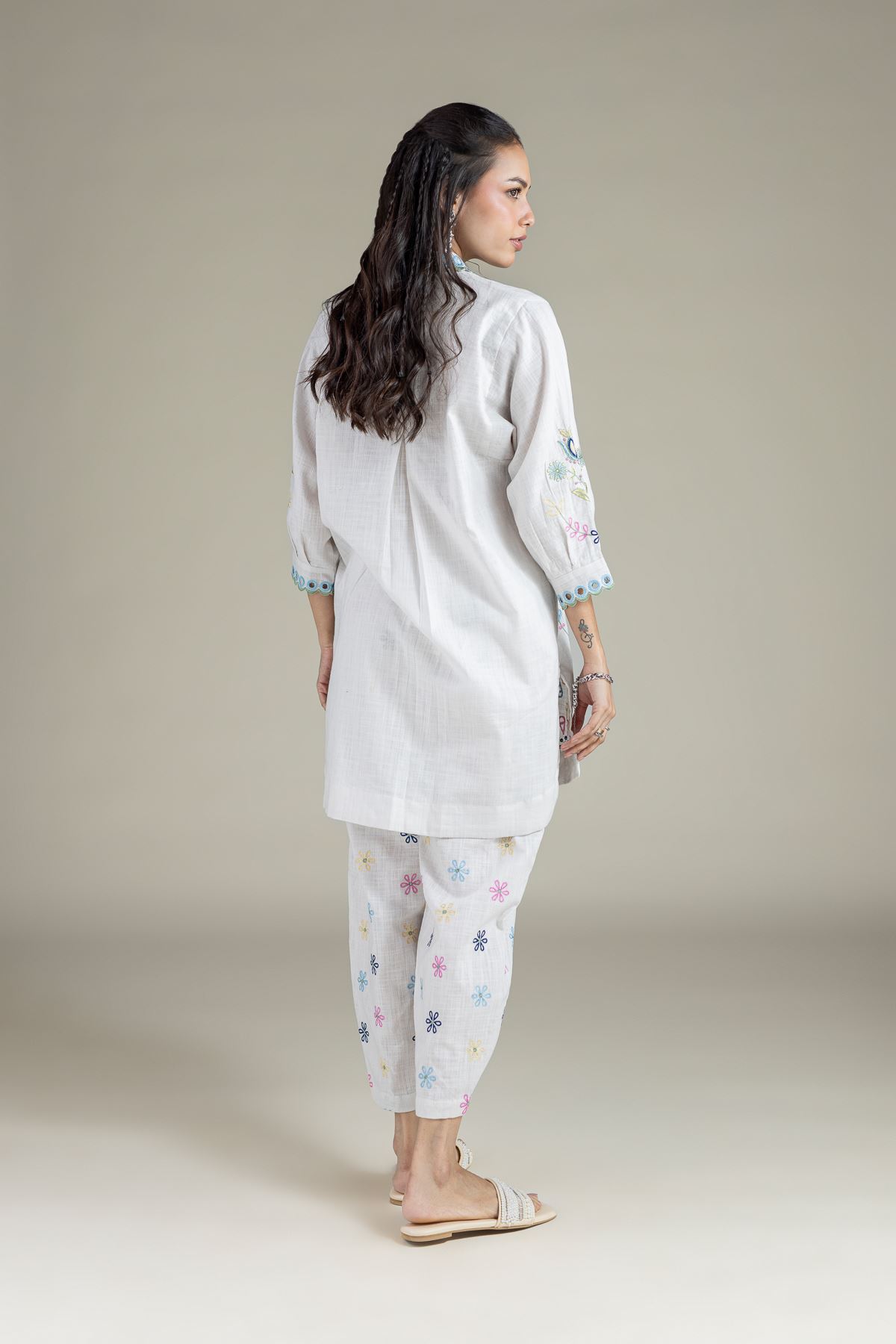 Embroidered Heavy Textured Cotton Kurta - 25-09-12E2-05TB-VG