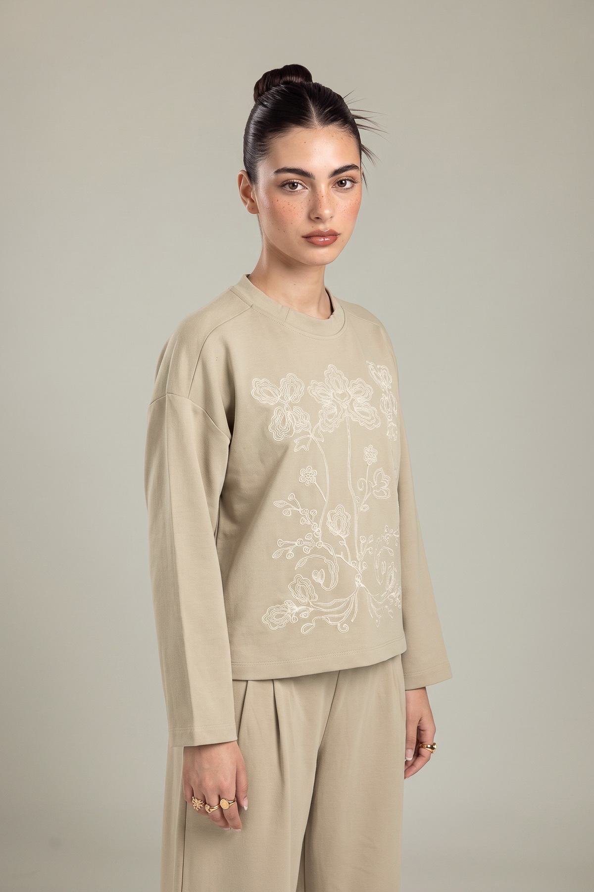 Embroidered Double Jersey Beige Jersey Sweatshirt - 2-26-202-A-D-VG
