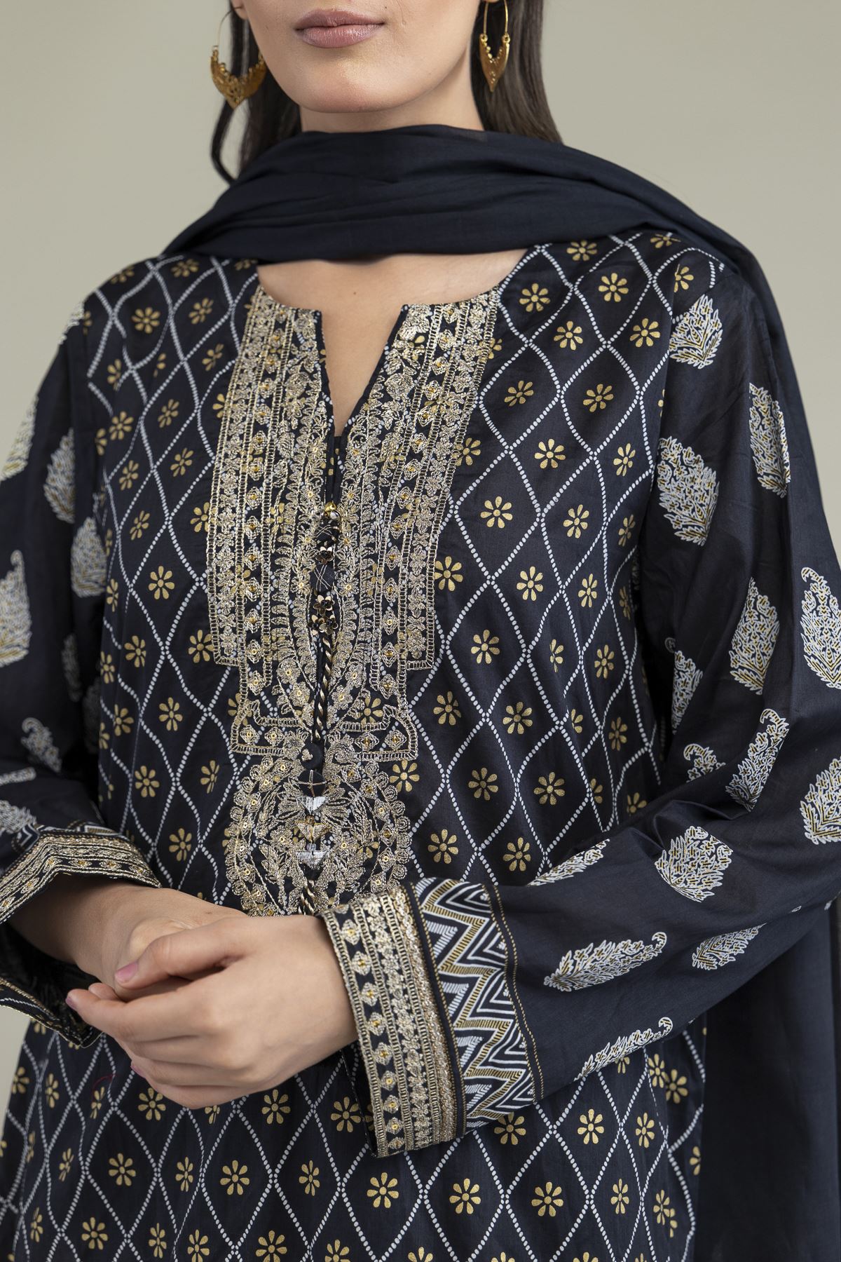 Embroidered Lawn Lawn 3-Piece Tailored - 1-26-102-A-F-VG