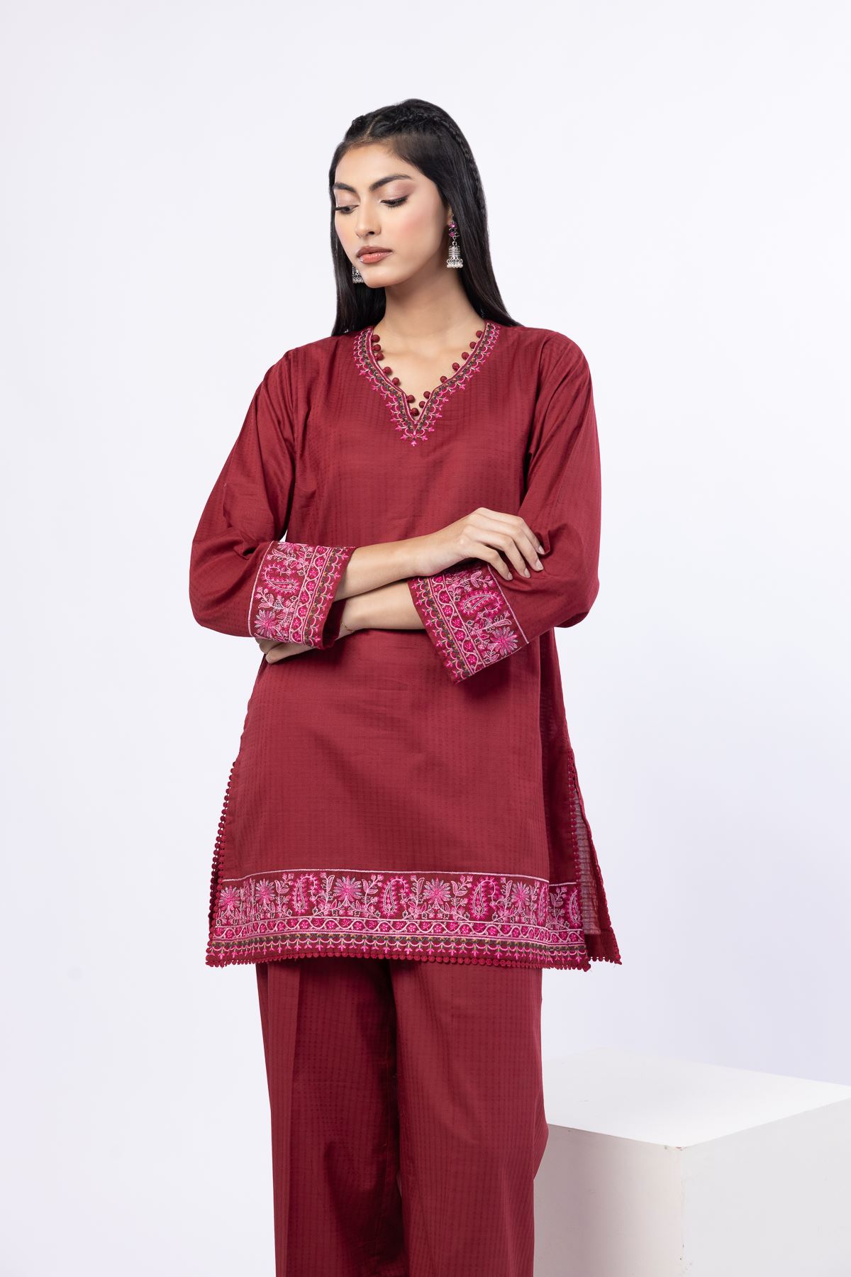 Embroidered Cotton Dobby Kurta - 25-09-11E2-06TA-VG