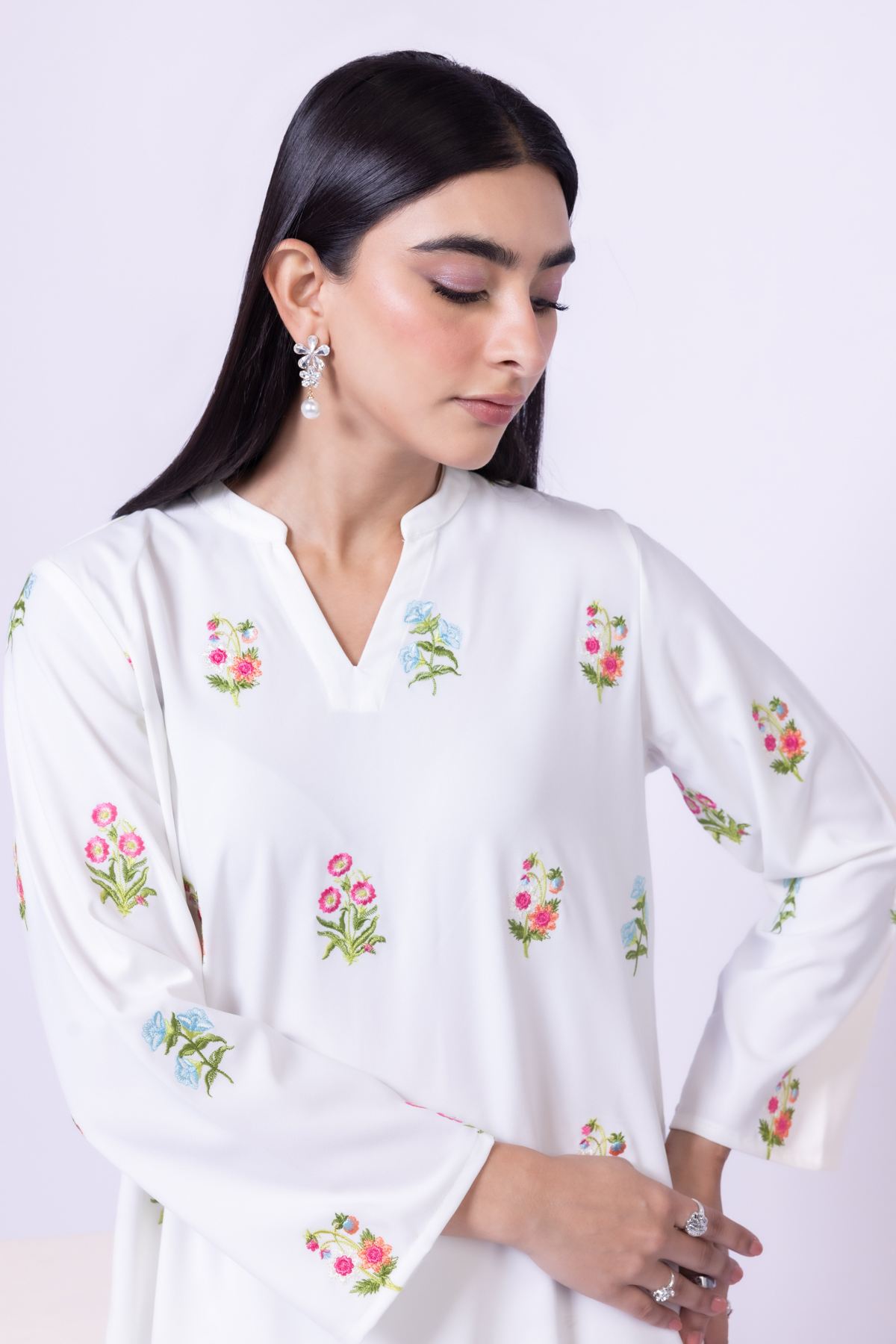 Embroidered Georgette Kurta - 25-09-12E2-01TA-VG