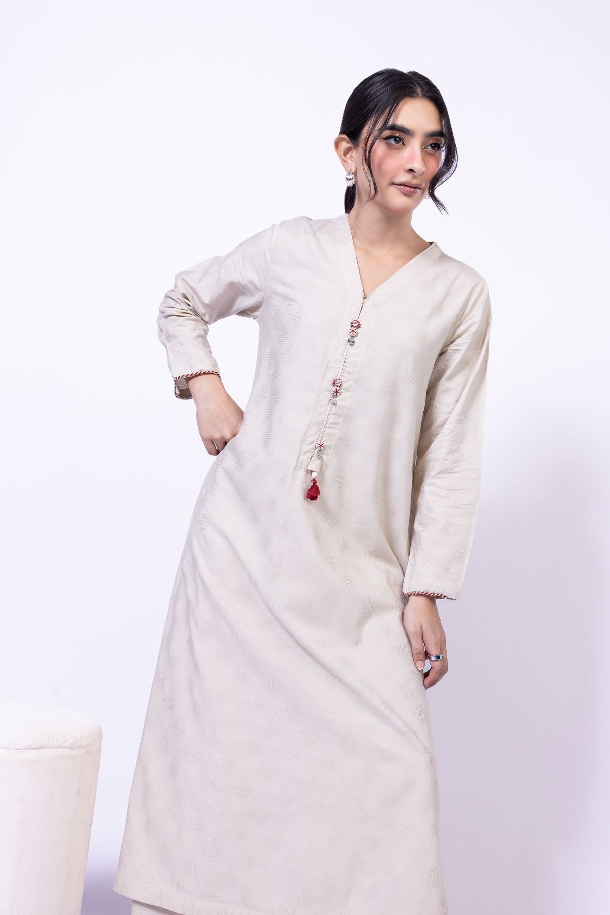 Dyed Jacquard Kurta - 25-09-11E5-02TA-VG