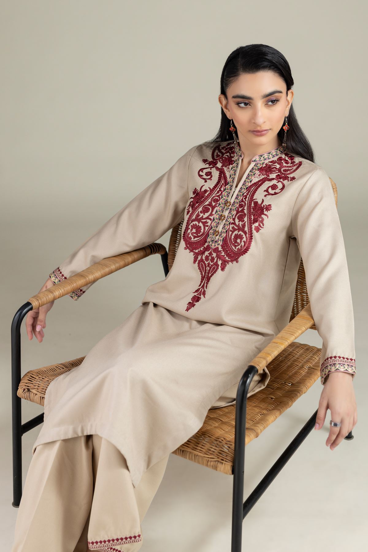 Embroidered Heavy Blended Viscose Kurta - OTD4-EX22-10TA-VG