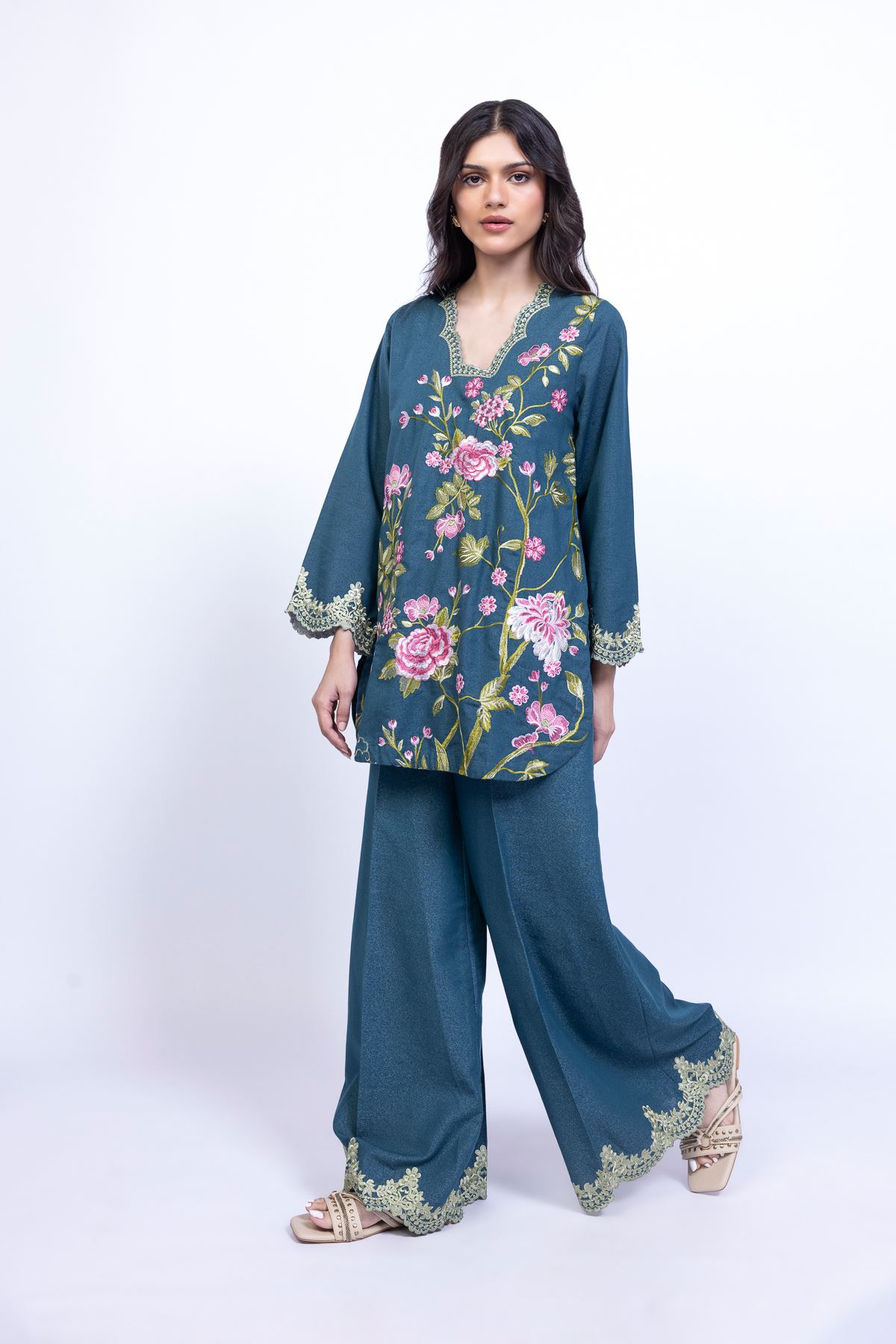 Embroidered Karandi Kurta - 25-10-12E9-02TA-VG