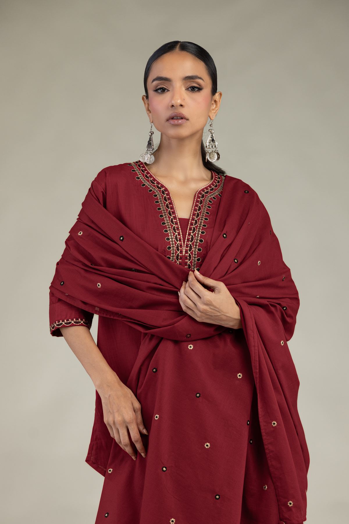 Textured Lawn Embroidered Maroon Lawn Dupatta - 1-26-226-A-F1-VG