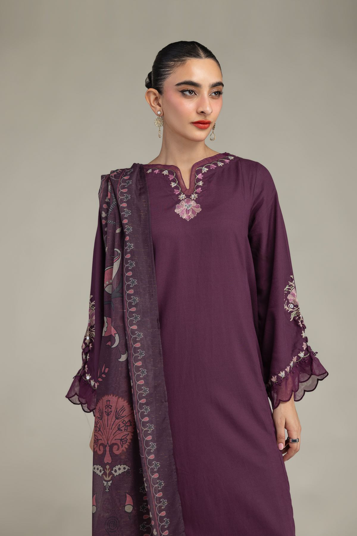 Embroidered Mesuri Floral Mesuri Dupatta - 2-26-210-A-B1-VG
