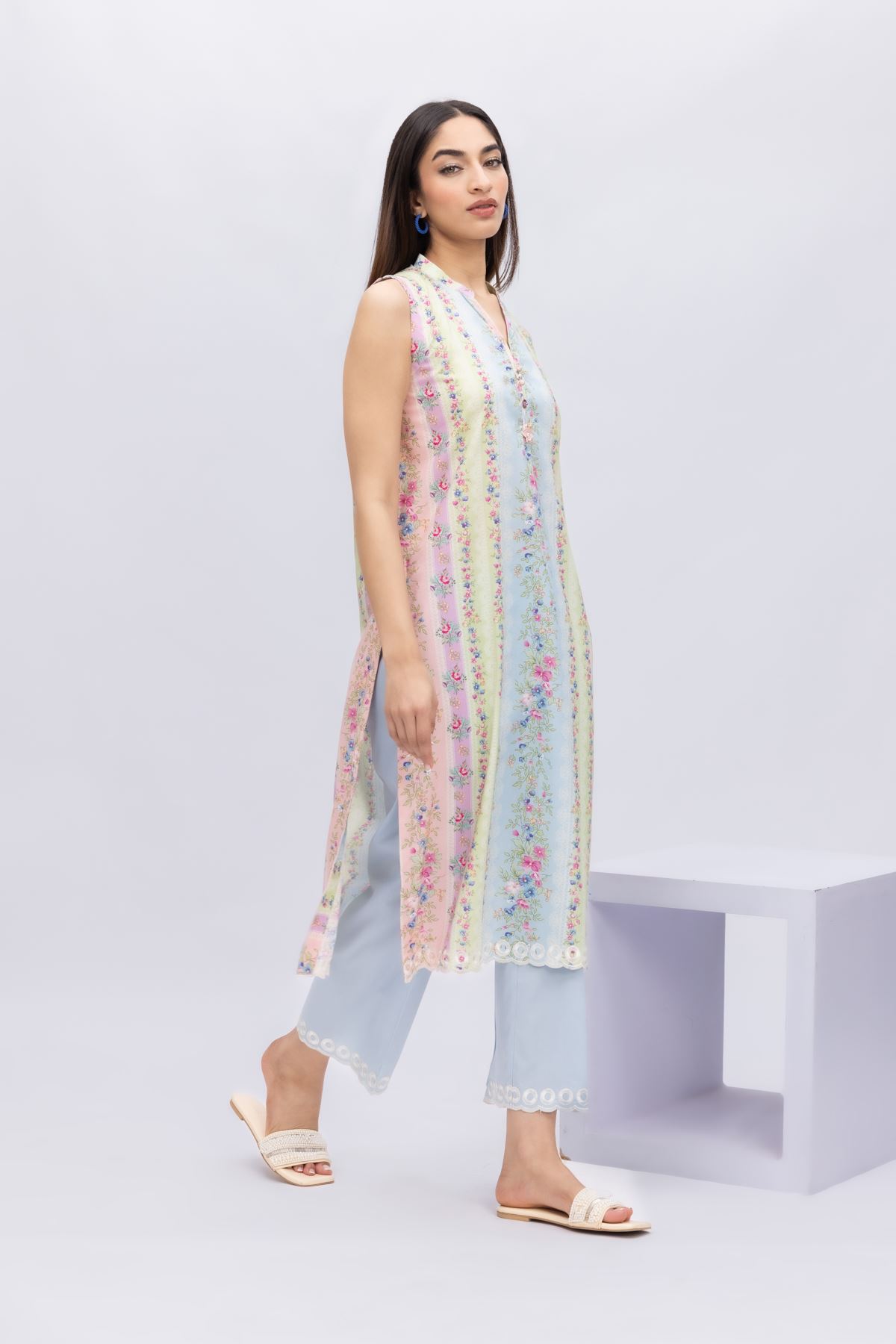 Embroidered Cotton Viscose Pants - 25-04E41-06BB-VG