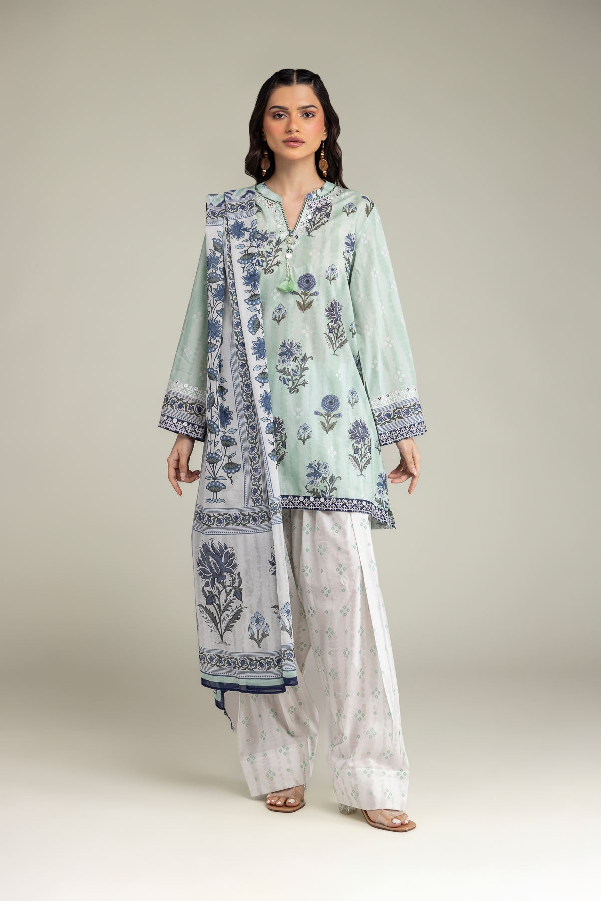 Embroidered Lawn Fabrics 3 Piece - A22-26-214FH1-VG