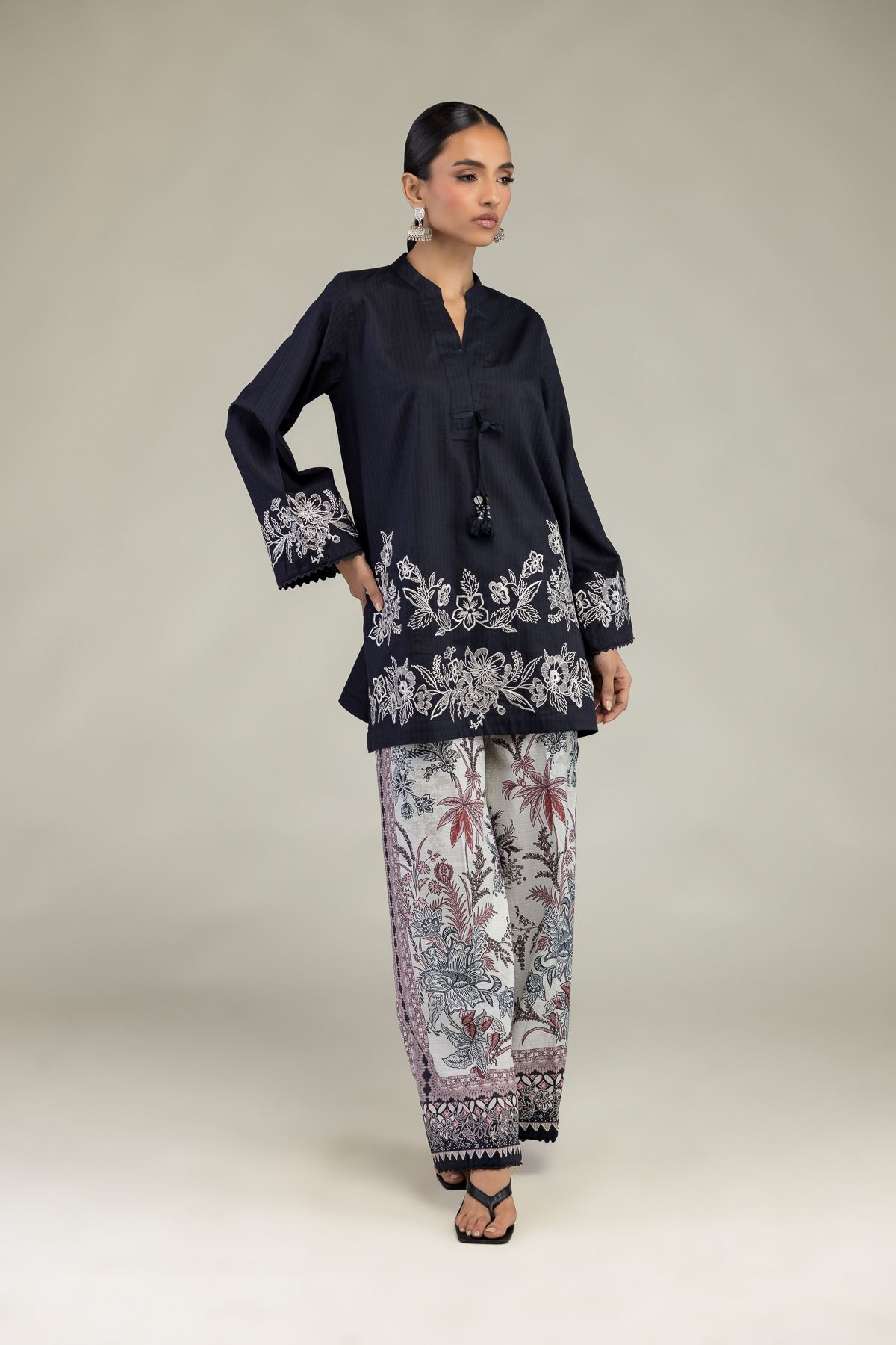 Embroidered Cotton Dobby Short V-Neck Kurta - 1-26-241-A-A1-VG