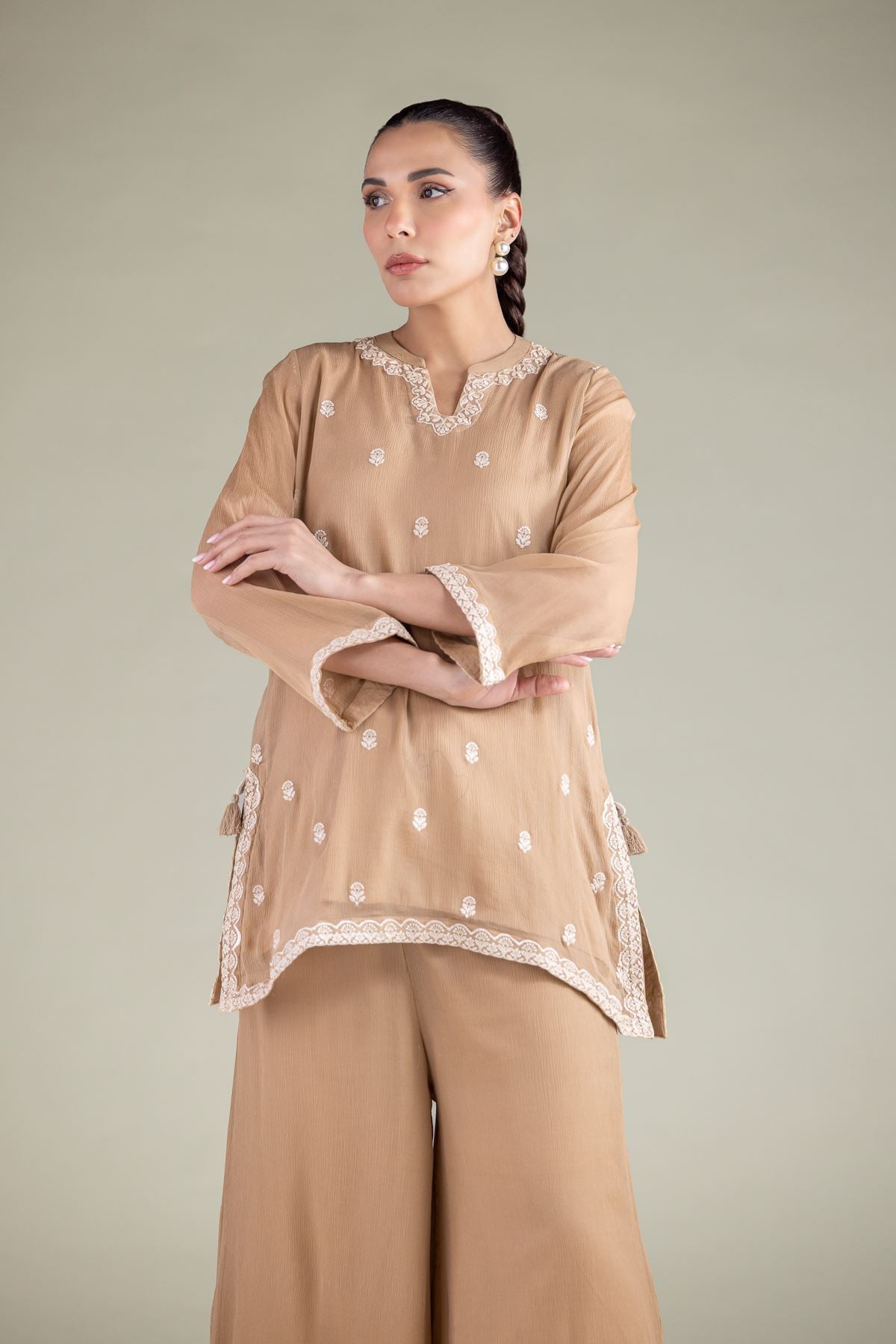 Embroidered Chiffon Floral Scalloped Kurta - 25-00-X2-08TB-VG