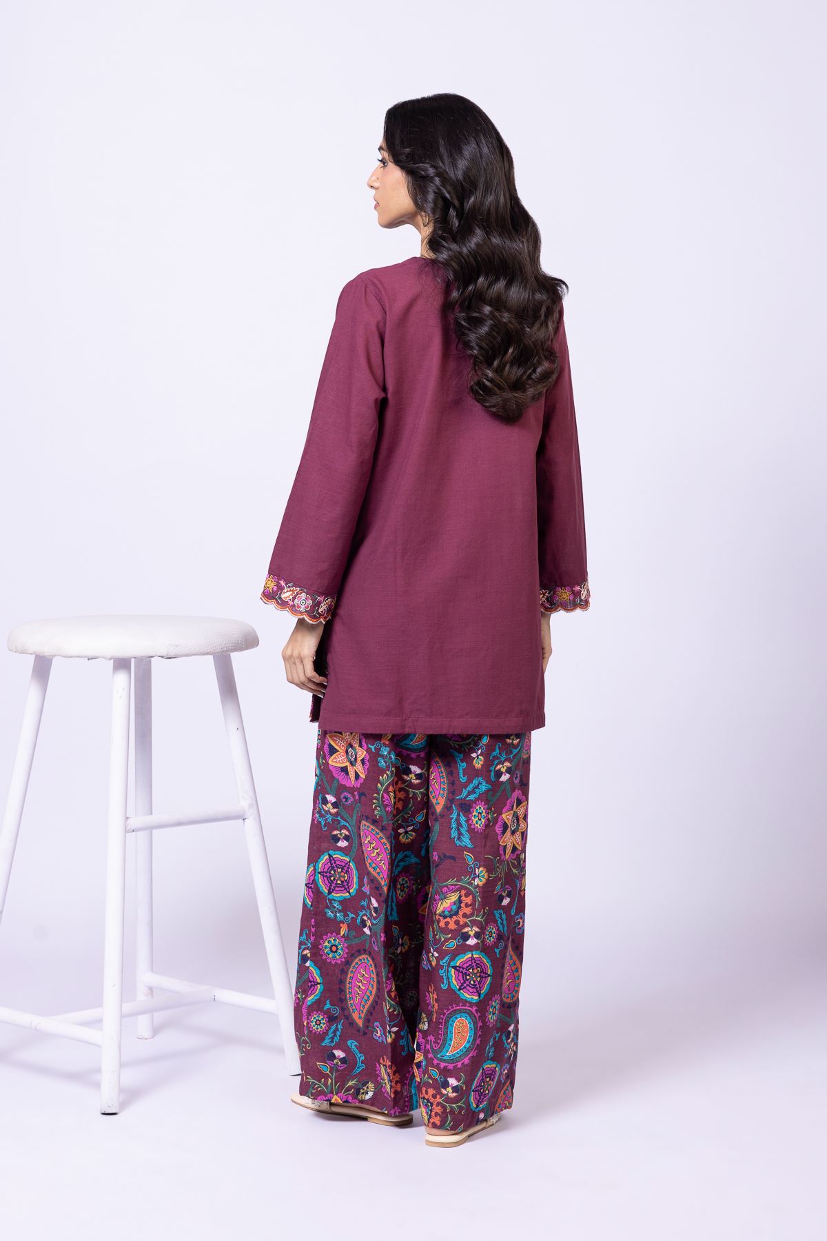 Embroidered Khaddar Kurta - 25-09-12E2-01TA-VG