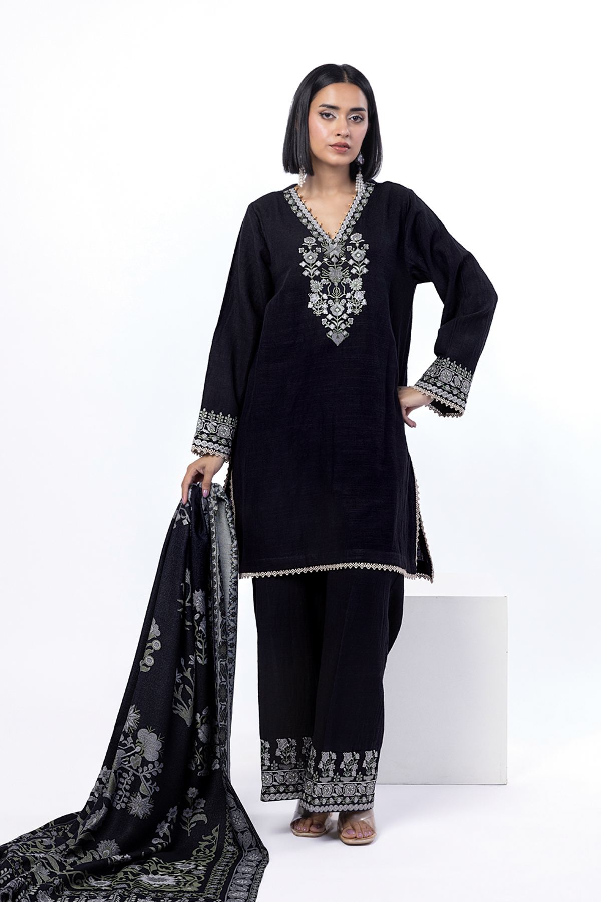 Embroidered Khaddar Fabrics 3 Piece - KW67B-VG