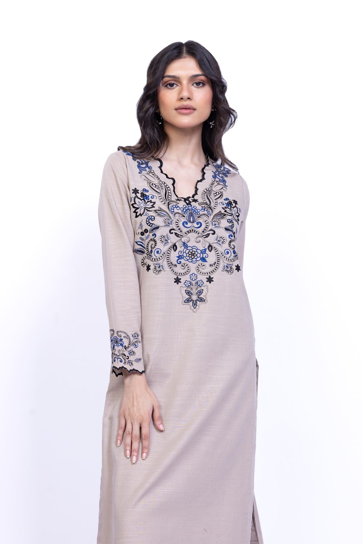 Embroidered Khaddar Kurta - 25-09-12E2-08TA-VG