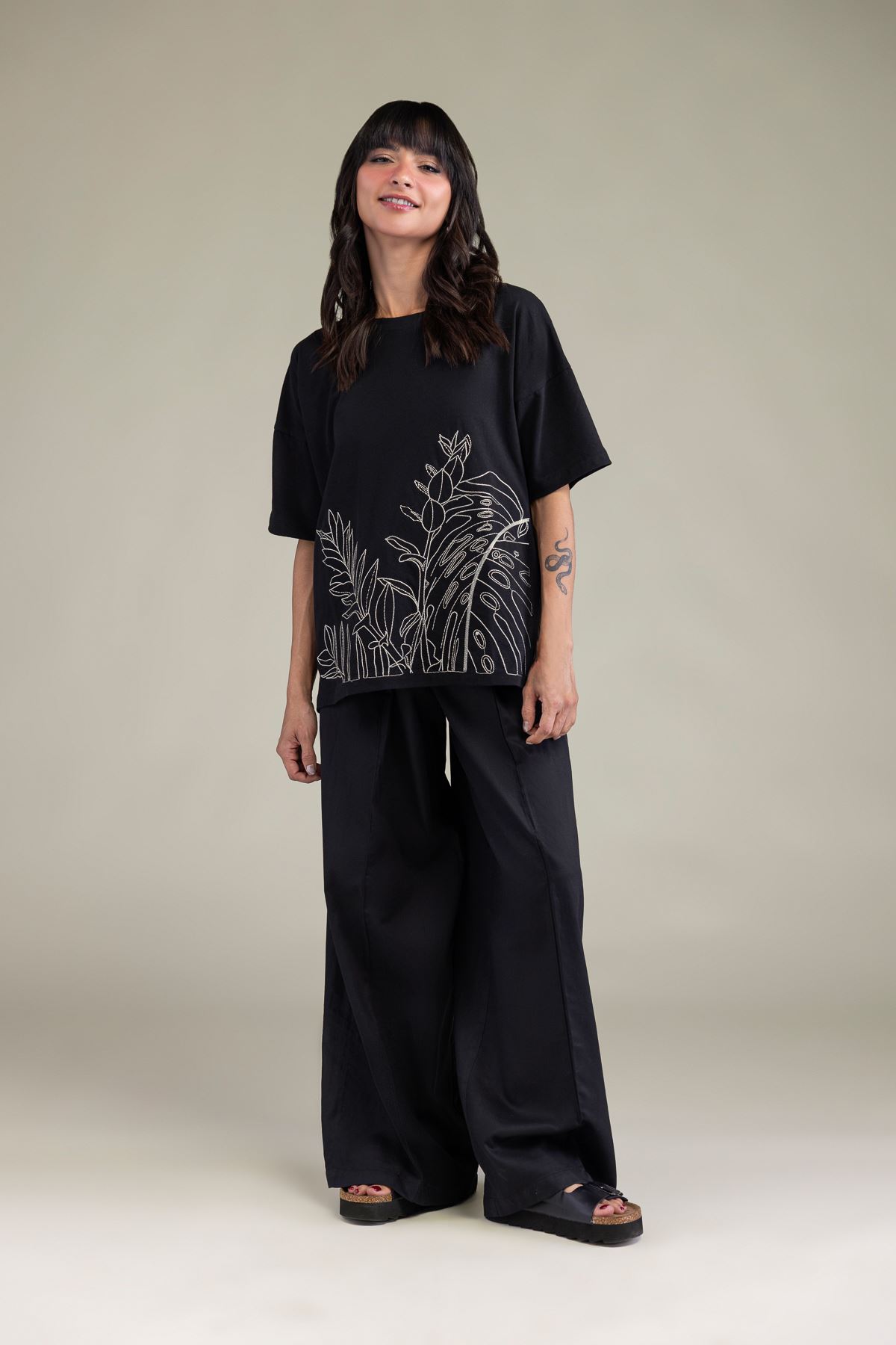 Embroidered Lycra Jersey Short Black T-Shirt - 3-26-204-A-I2-VG