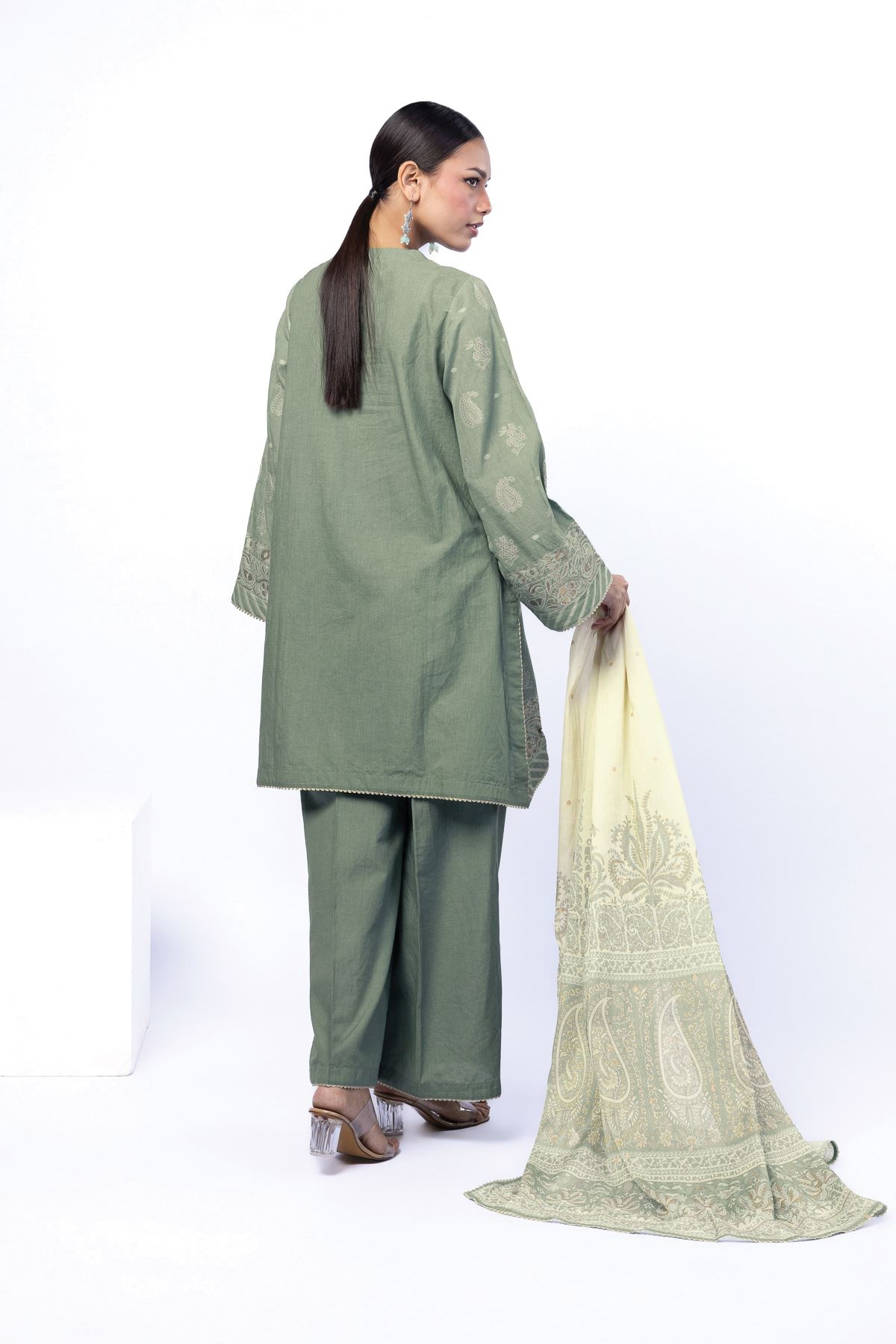 Dyed Jacquard Tailored 3 Piece - T-A22-26-109FB1-VG
