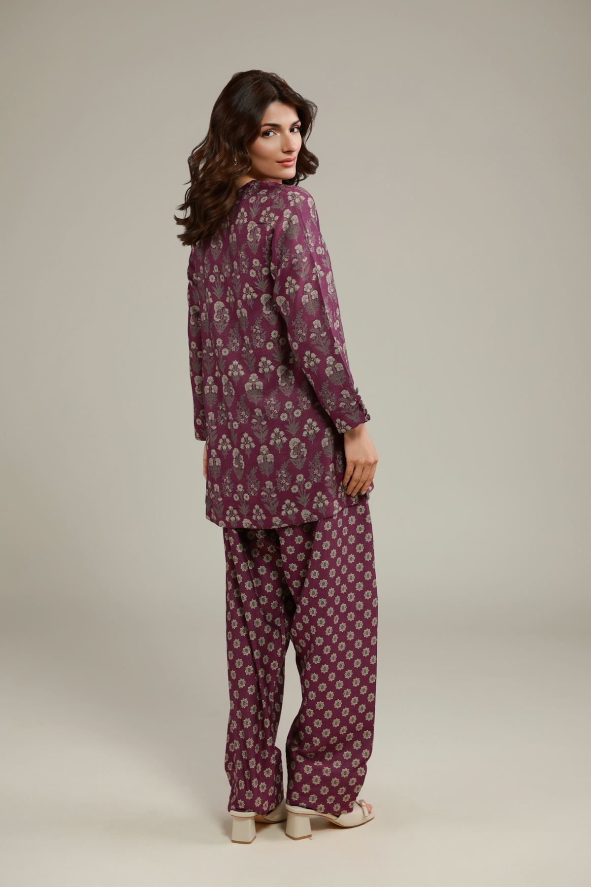Dyed Jacquard Kurta - 6-26-106-A-H-VG
