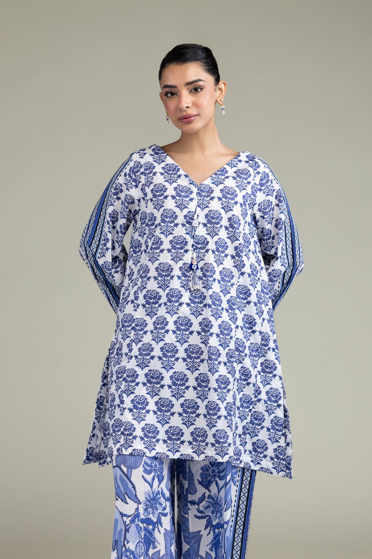 Printed Cambric Short Floral Kurta - T-A11-26-107FE1-VG