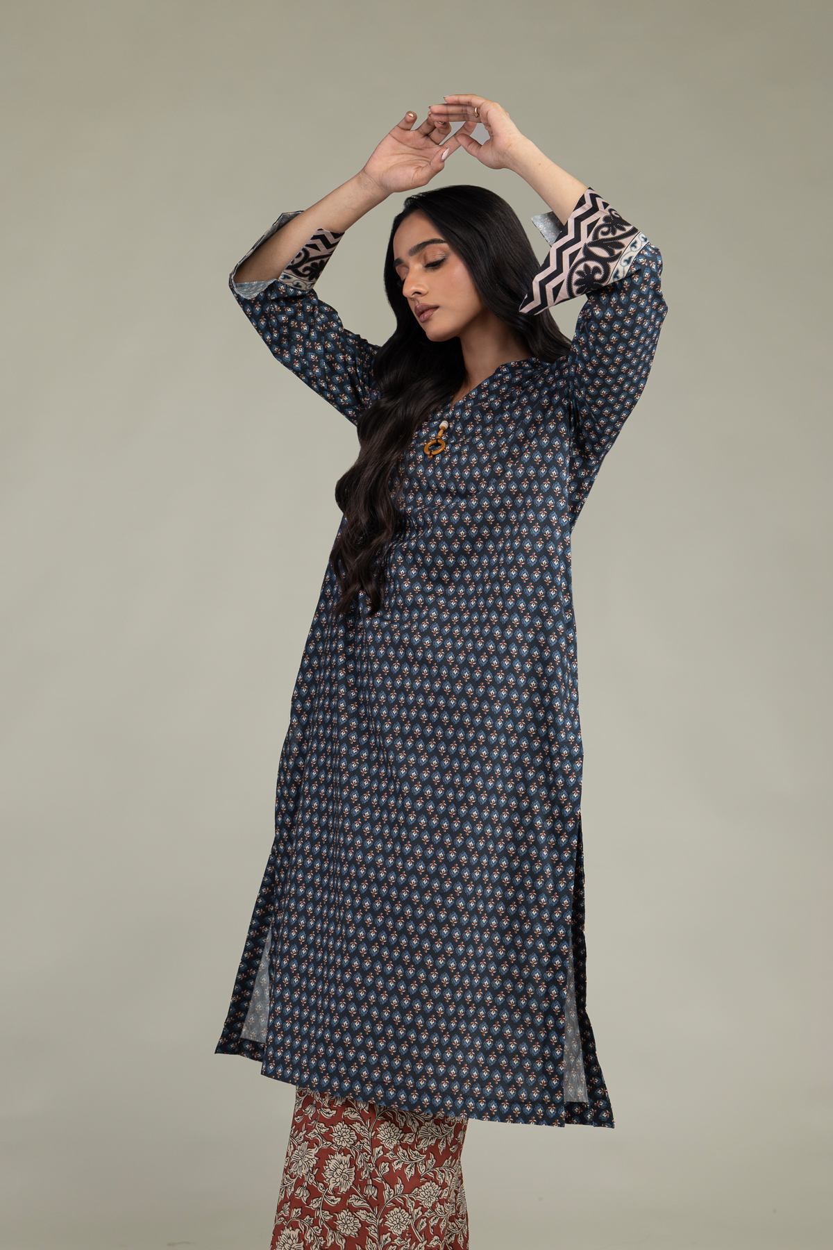 Printed Cambric V-Neck Cambric Kurta - 1-26-220-B-J3-VG
