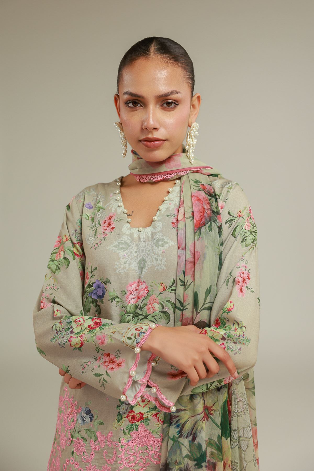 Embroidered Chiffon Floral Lace-Up Dupatta - 2-26-101-A-H-VG