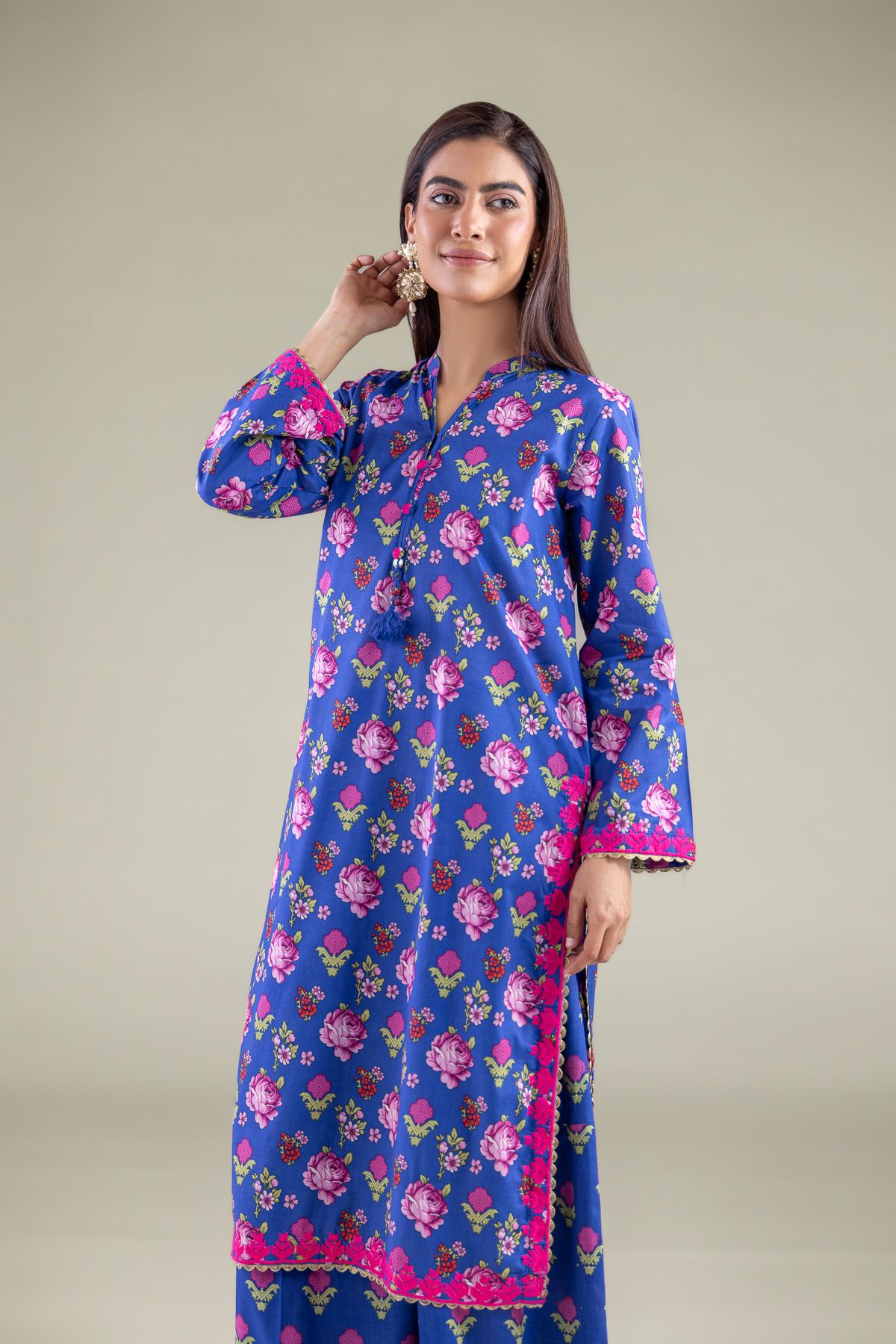 Embroidered Cambric Kurta - 1-26-120-A-D-VG