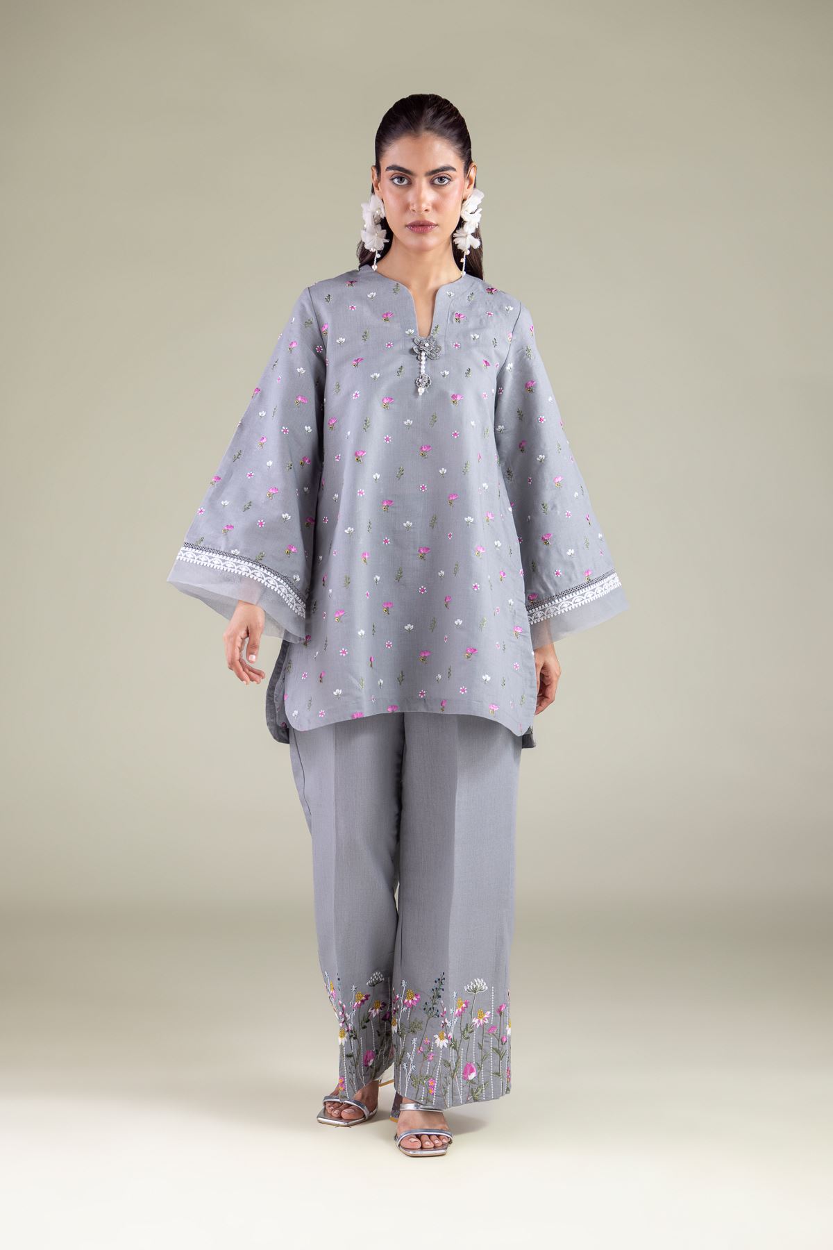 Embroidered Mesuri Floral V-Neck Kurta - 1-26-125-A-E-VG