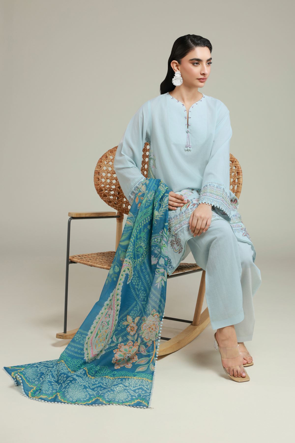 Embroidered Cambric Tailored 3 Piece - T-A33-26-109FA1-VG
