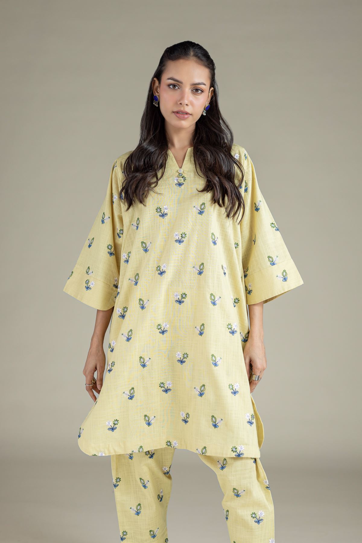 Embroidered Heavy Textured Cotton Kurta - 25-10-11E6-01TA-VG