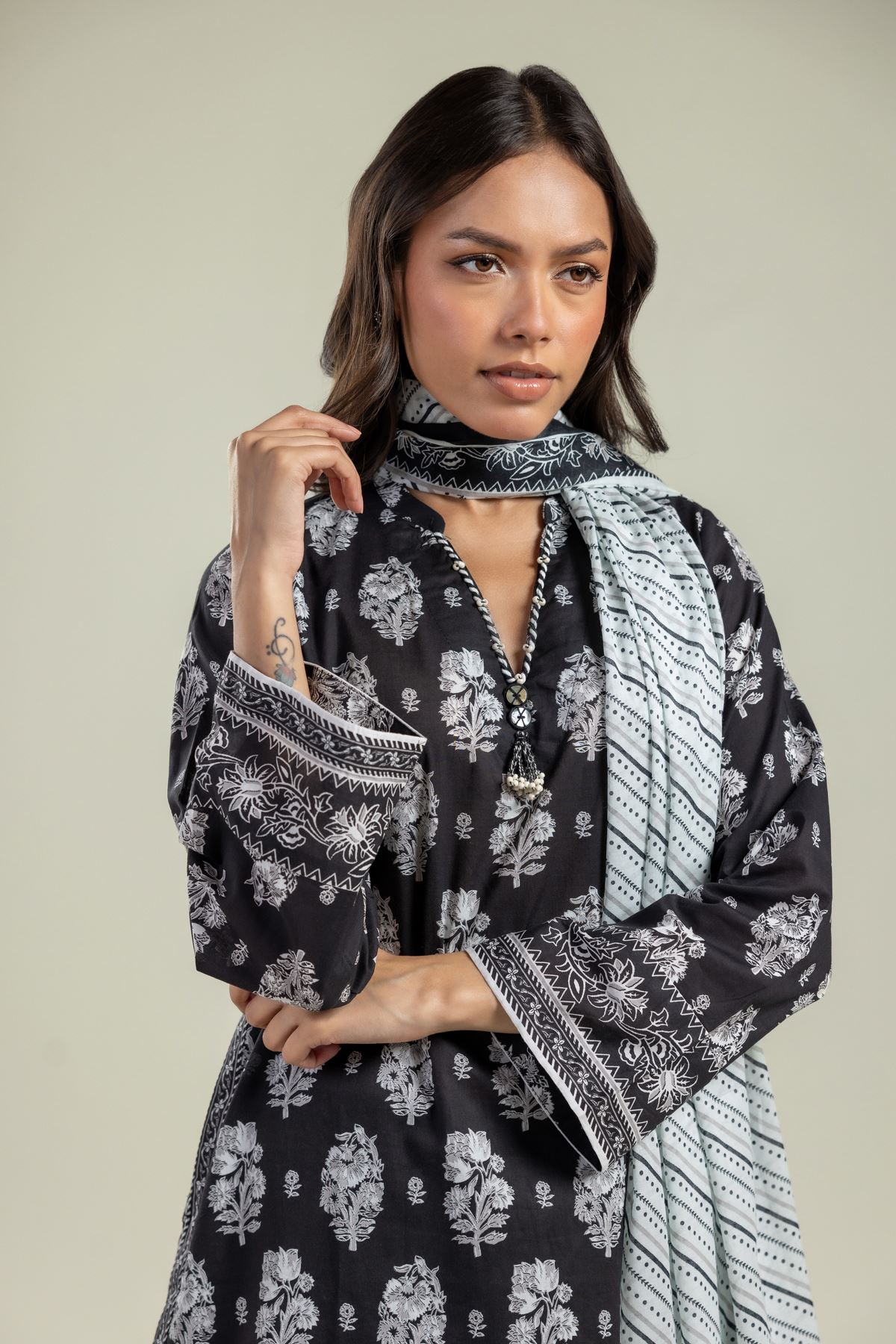 Printed Lawn Summer Lawn Dupatta - 1-26-208-A-H2-VG