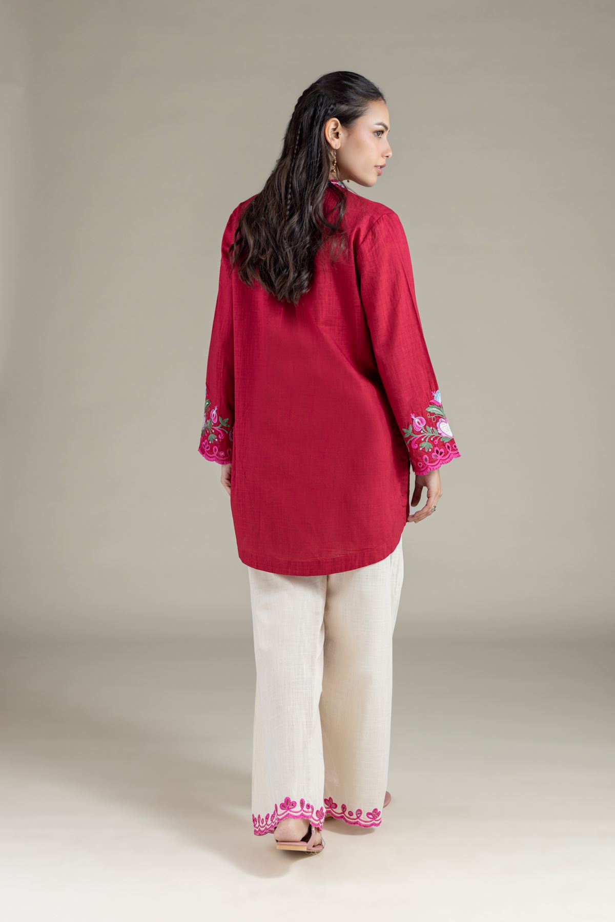Embroidered Heavy Textured Cotton Kurta - 25-10-12E4-08TB-VG