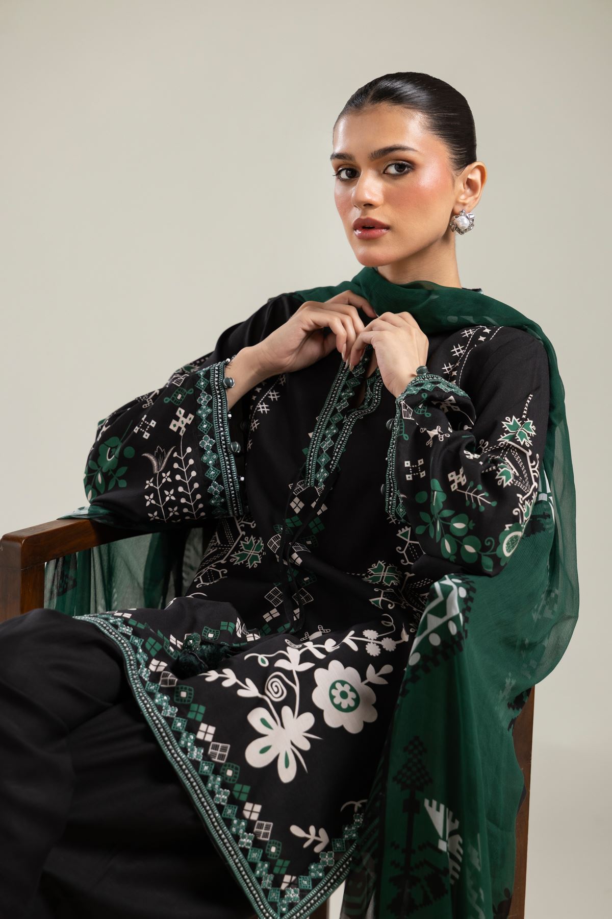 Embroidered Chiffon Green Floral Dupatta - 2-26-109-A-F-VG