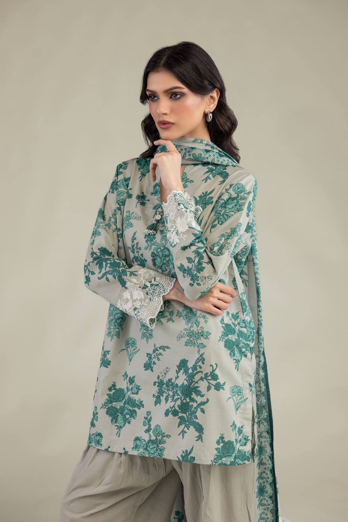 Embroidered Lawn Floral Lawn Dupatta - 1-26-305-C-H2-VG