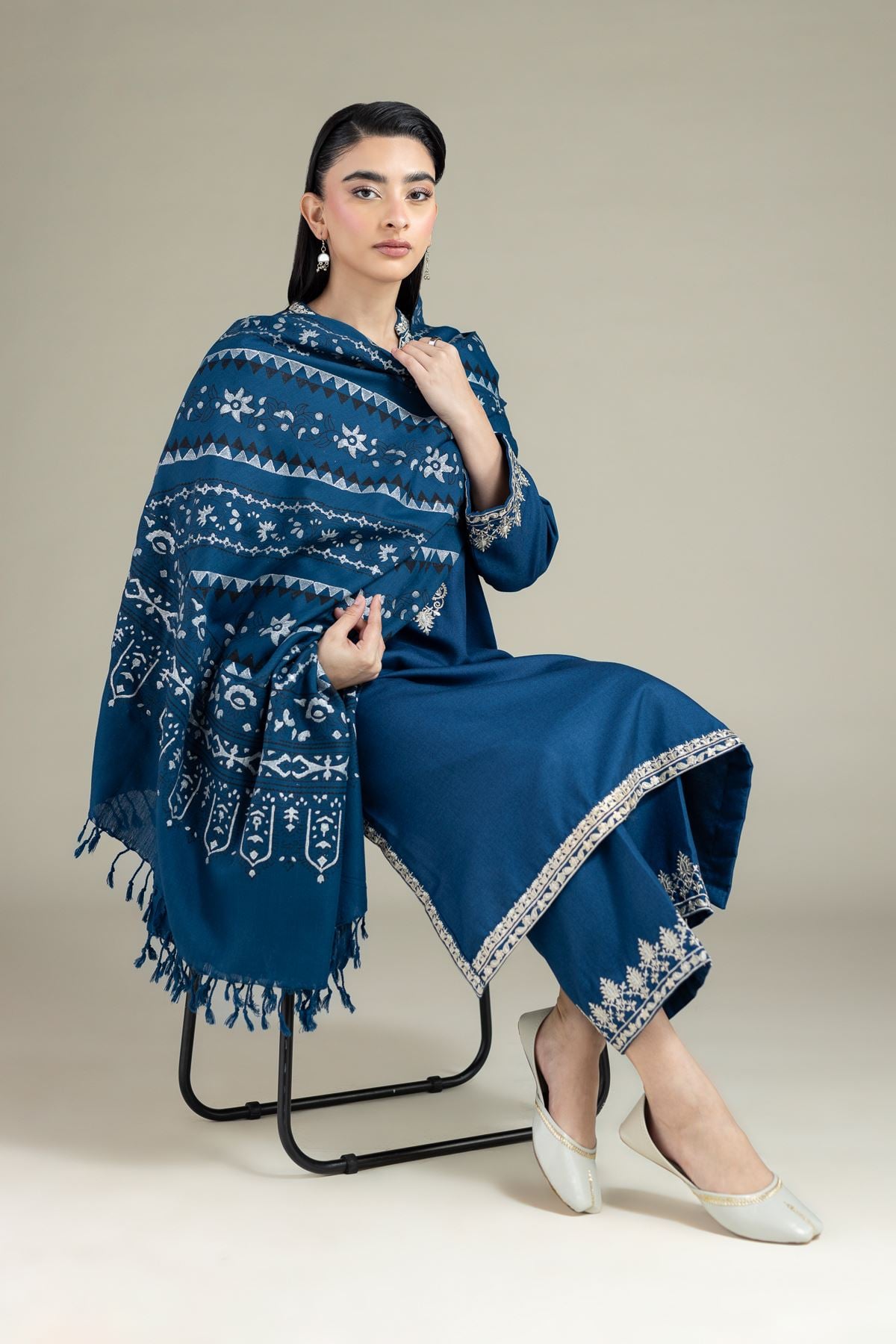 Dyed Acrylic Shawl - 25-10-12E1-04TA-VG