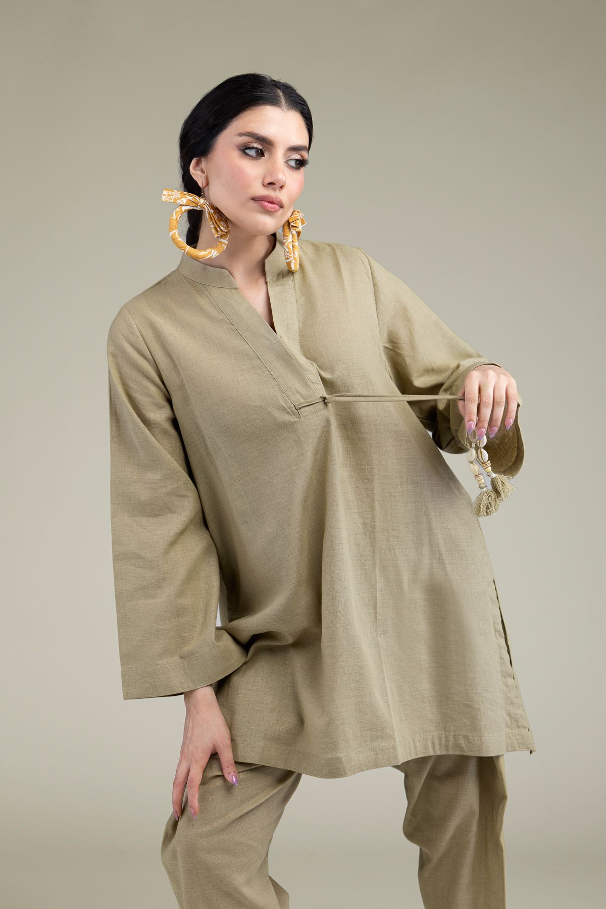 Dyed Blended Linen V-Neck Band-Collar Kurta - 1-26-209-A-E2-VG