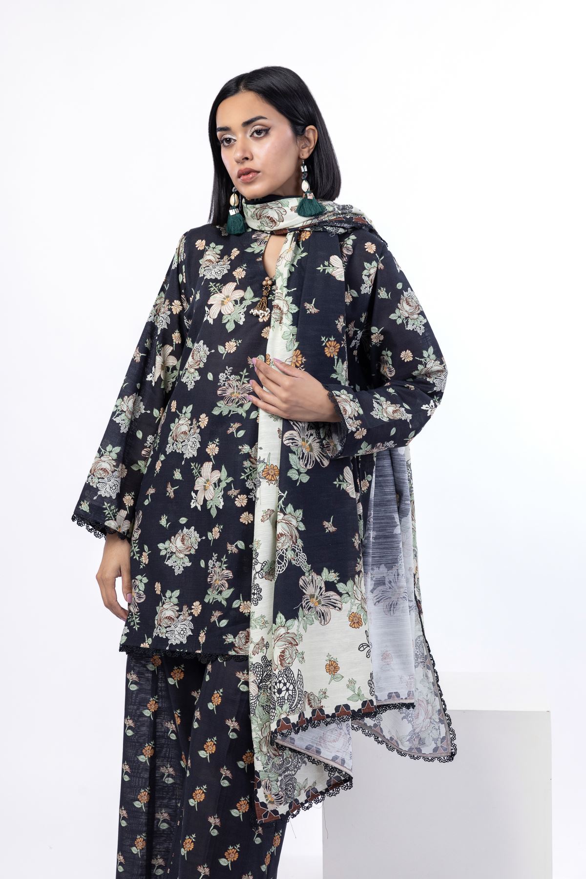 Printed Light Khaddar Fabrics 3 Piece - LK04A-VG