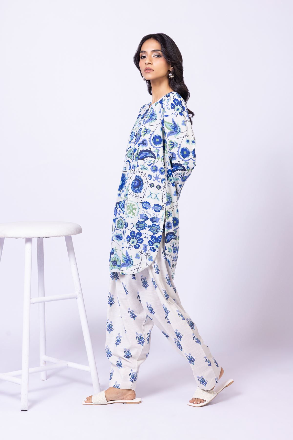 Printed Khaddar Kurta - 25-10-11E16-11TB-VG