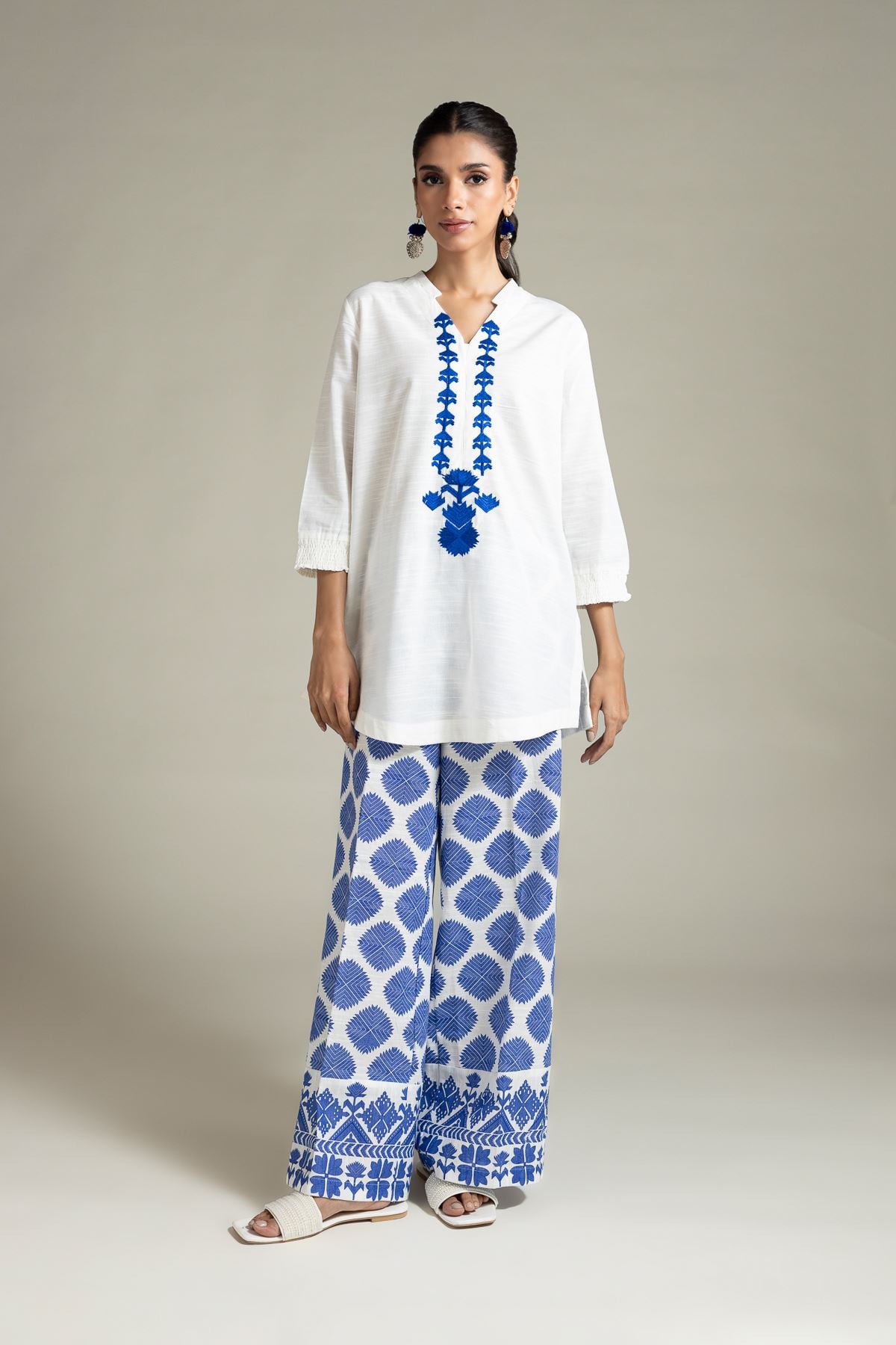 Embroidered Khaddar Kurta - OTD4-EX22-10TA-VG
