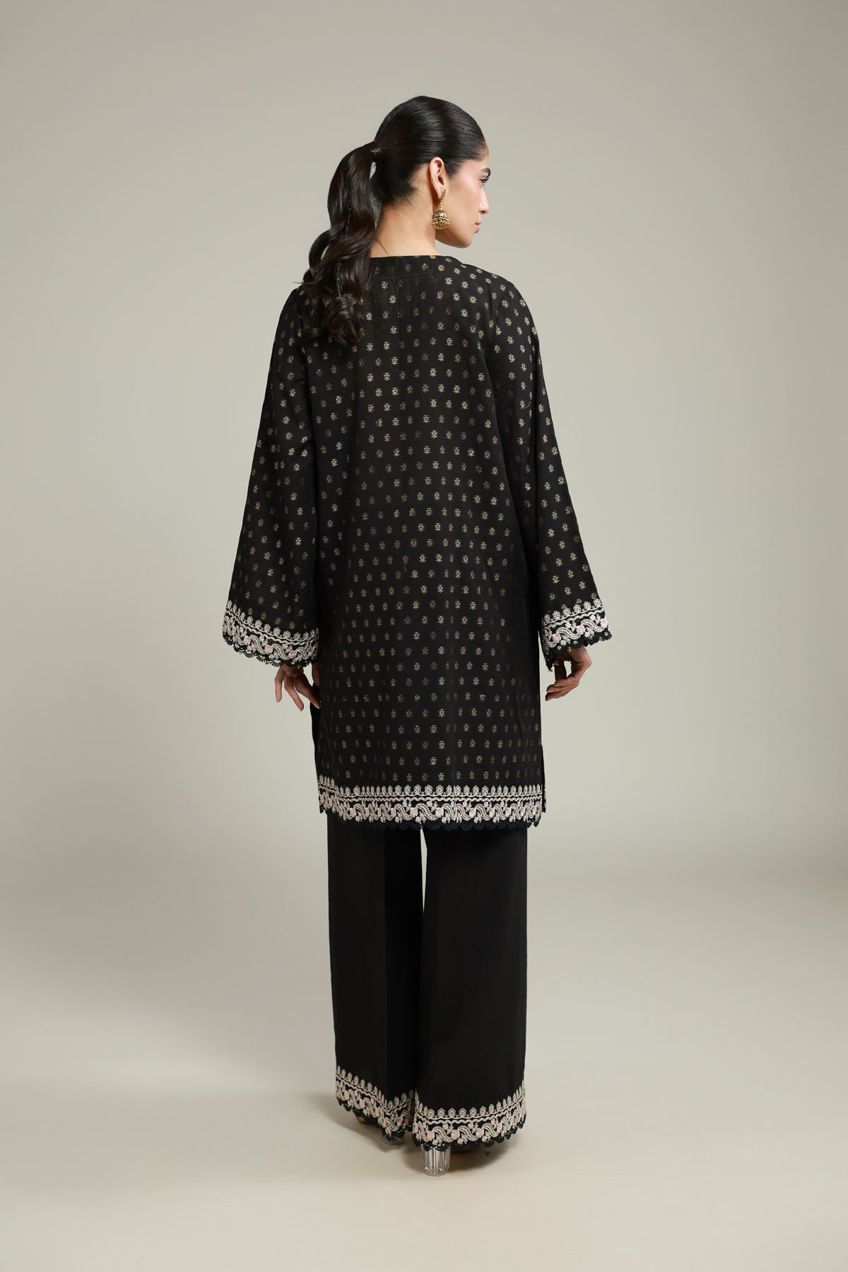 Embroidered Jacquard Black Tailored Set - 1-26-134-A-F-VG